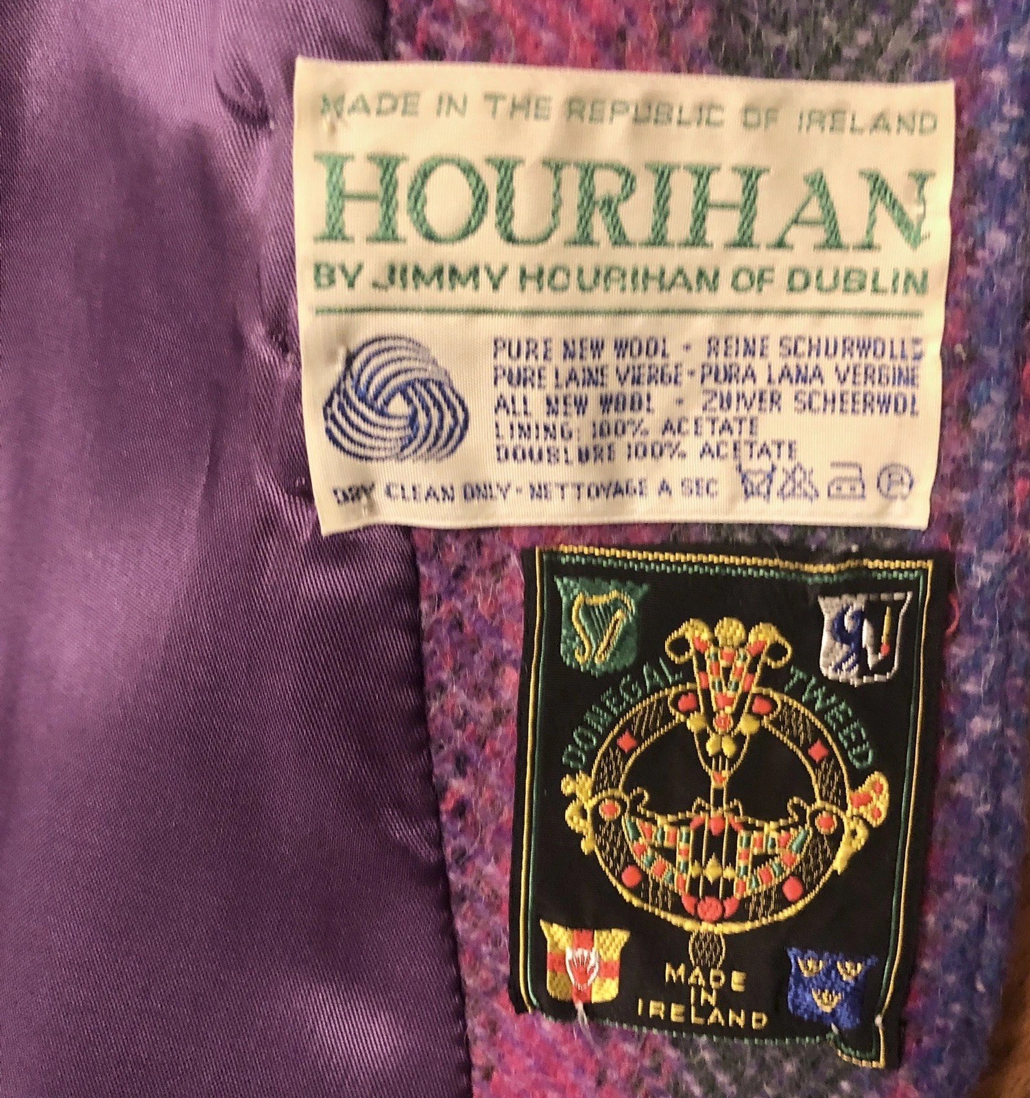 Vtg Jimmy Hourihan of Dublin 100% Irish Wool Short Cape Donnegal Tweed ￼Medium