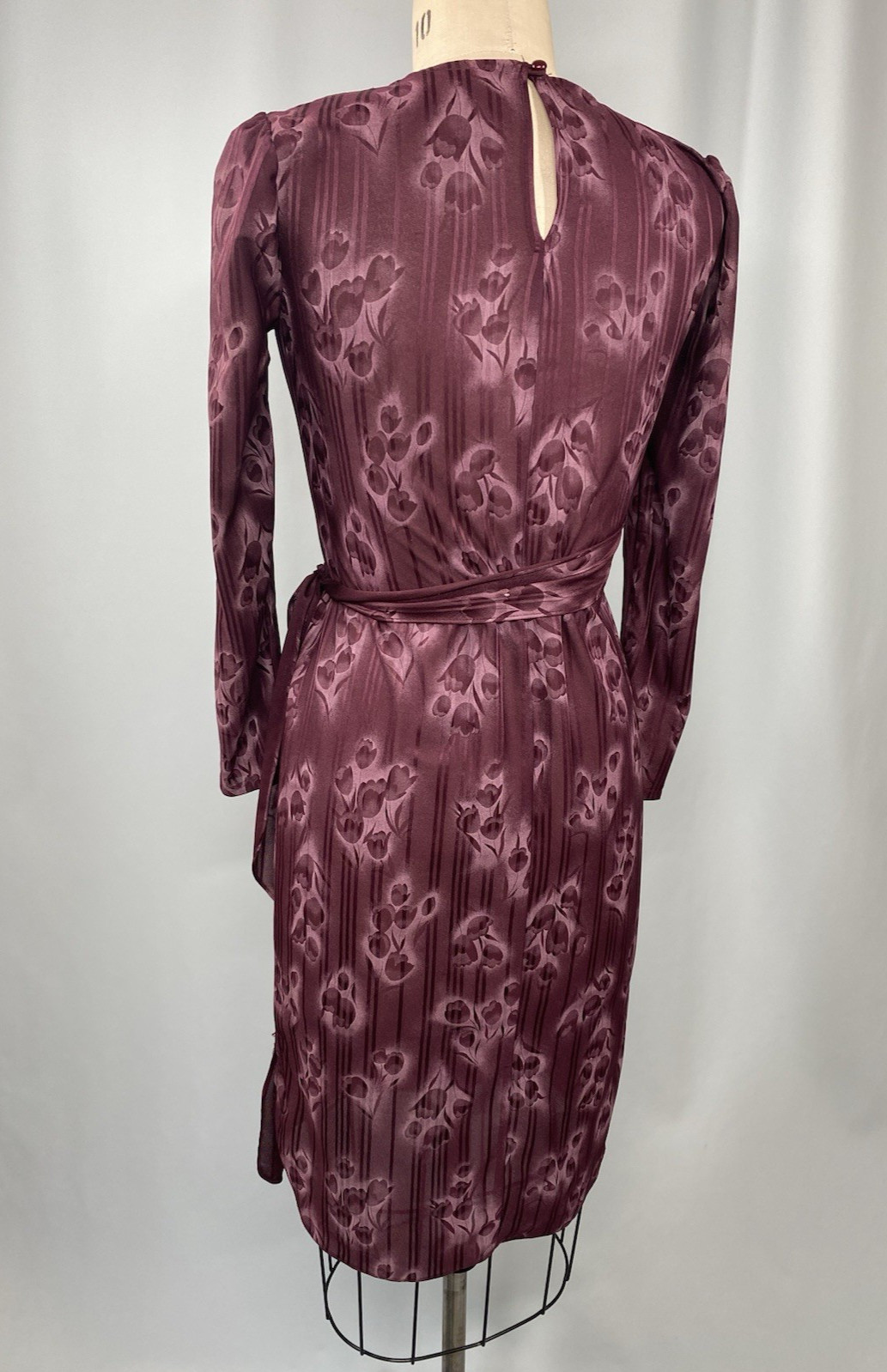 Vintage Dress SIZE SMALL burgundy wine purple floral 70s tie waist long sleeve