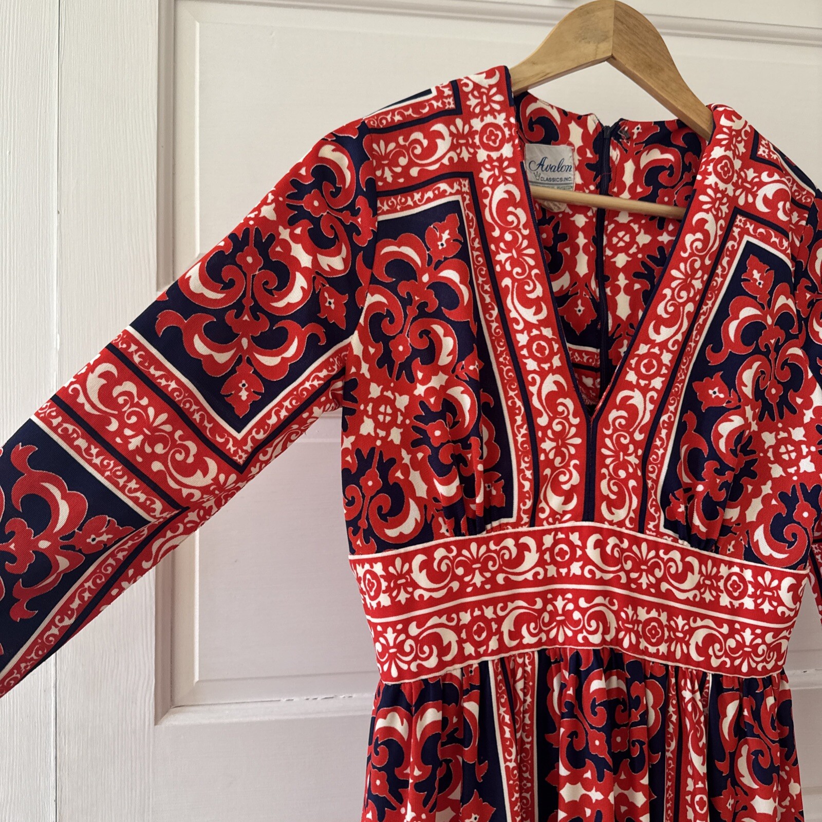Vintage 1970s AVALON CLASSICS Polyester House Dress Size 14 (fits Modern 8-10)