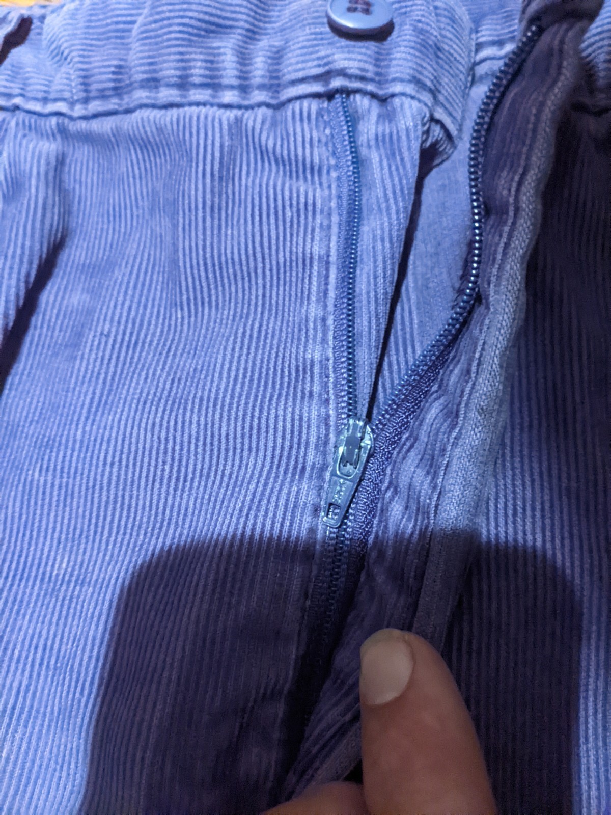Vintage 80s Levis Faded Purple Corduroy Women’s Pants sz 12 Pre Owned
