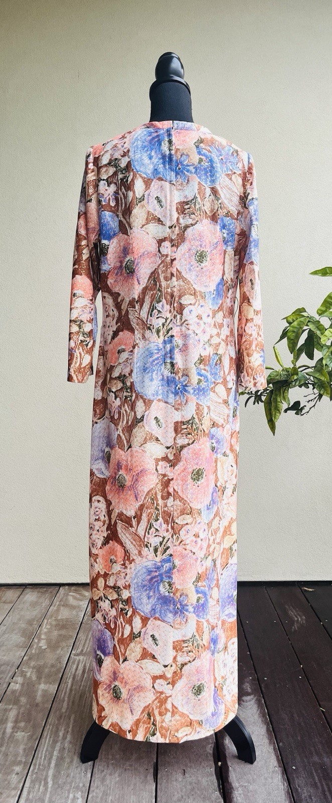 Vintage 70s Maxi Dress Long Sleeve Boho – British Lady – Gold Coral Blue Medium