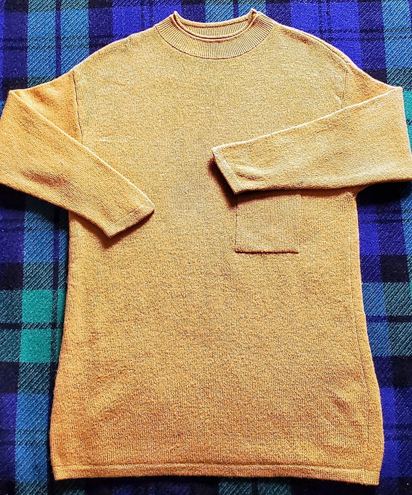 Vintage 1990s Benetton Shetland Wool Dandelion Yellow Oversized Womans Sweater M