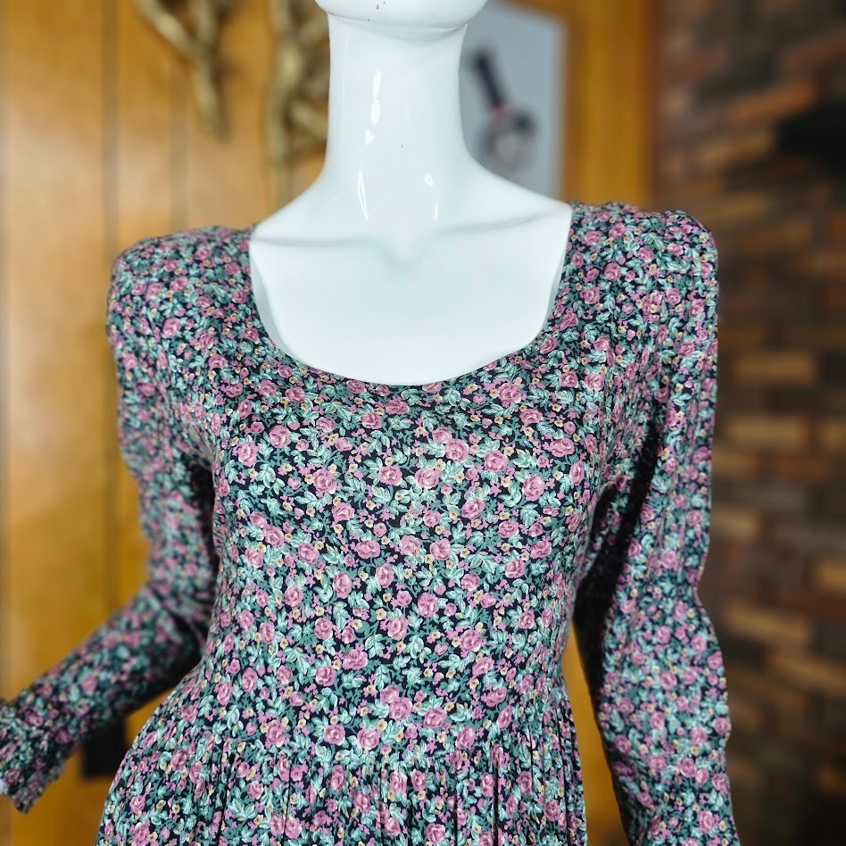 Vtg 90s Sassy Grunge Granny Floral Romantic Garden Party Midi Ruffled Dress S