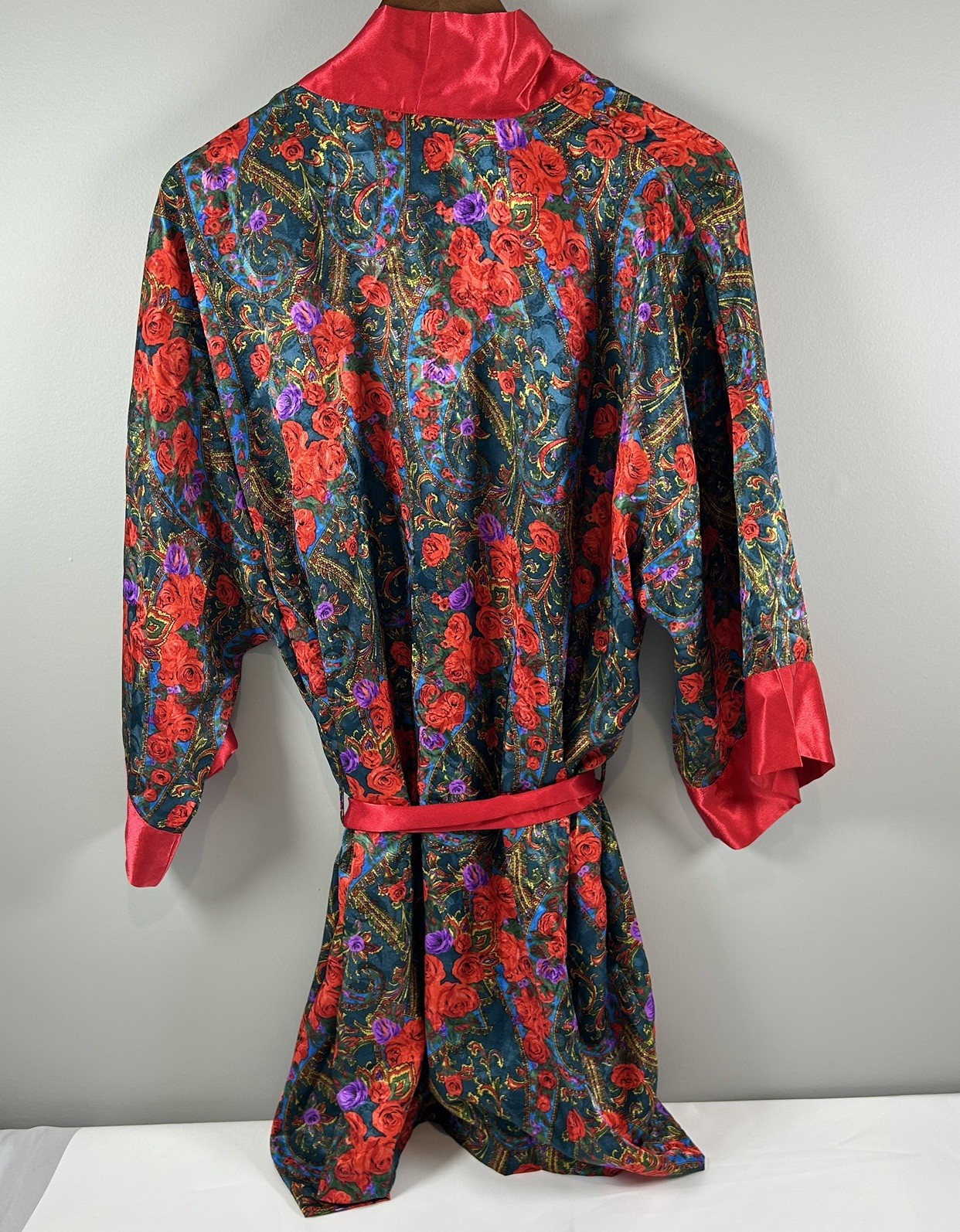 Victoria’s Secret Vintage Gold Label Red Green Floral Robe Women’s Size OS