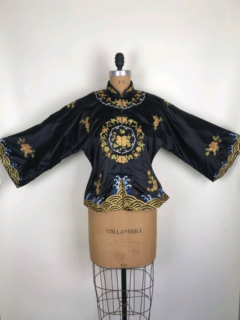 Vintage 60s Magnolia China Silk Dragon Kimono Jacket Size S-M New