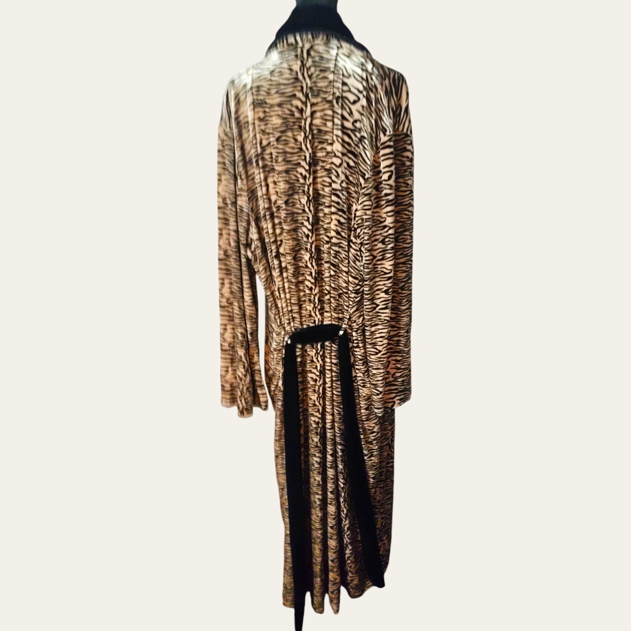 Vintage 70s/80s Diamond Tea Velvet Zebra Print Robe Sz XL