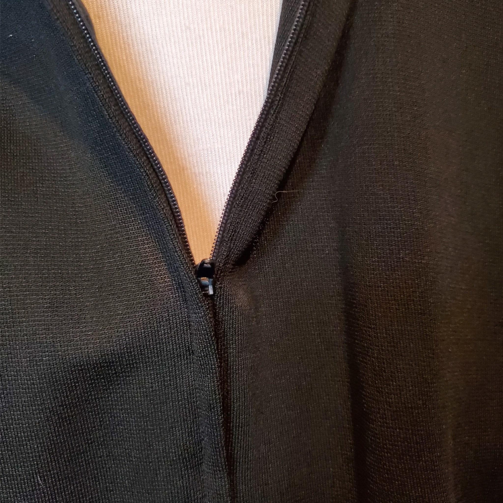 Vintage 70s Black Polyester Knit Top Lurex Collar & Cuffs B42