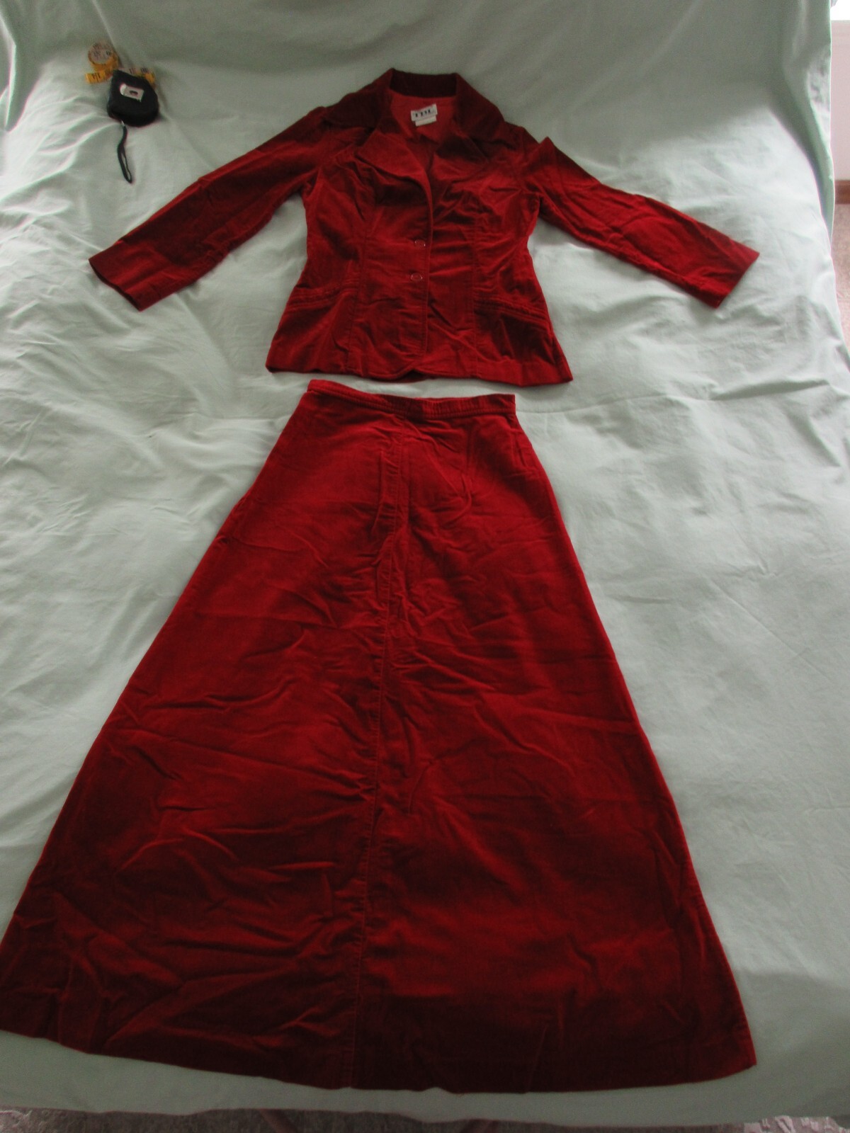 Vintage 90s Y2K Red Velvet Suit Jacket Skirt Long Size 4 / 6 TBL Christmas