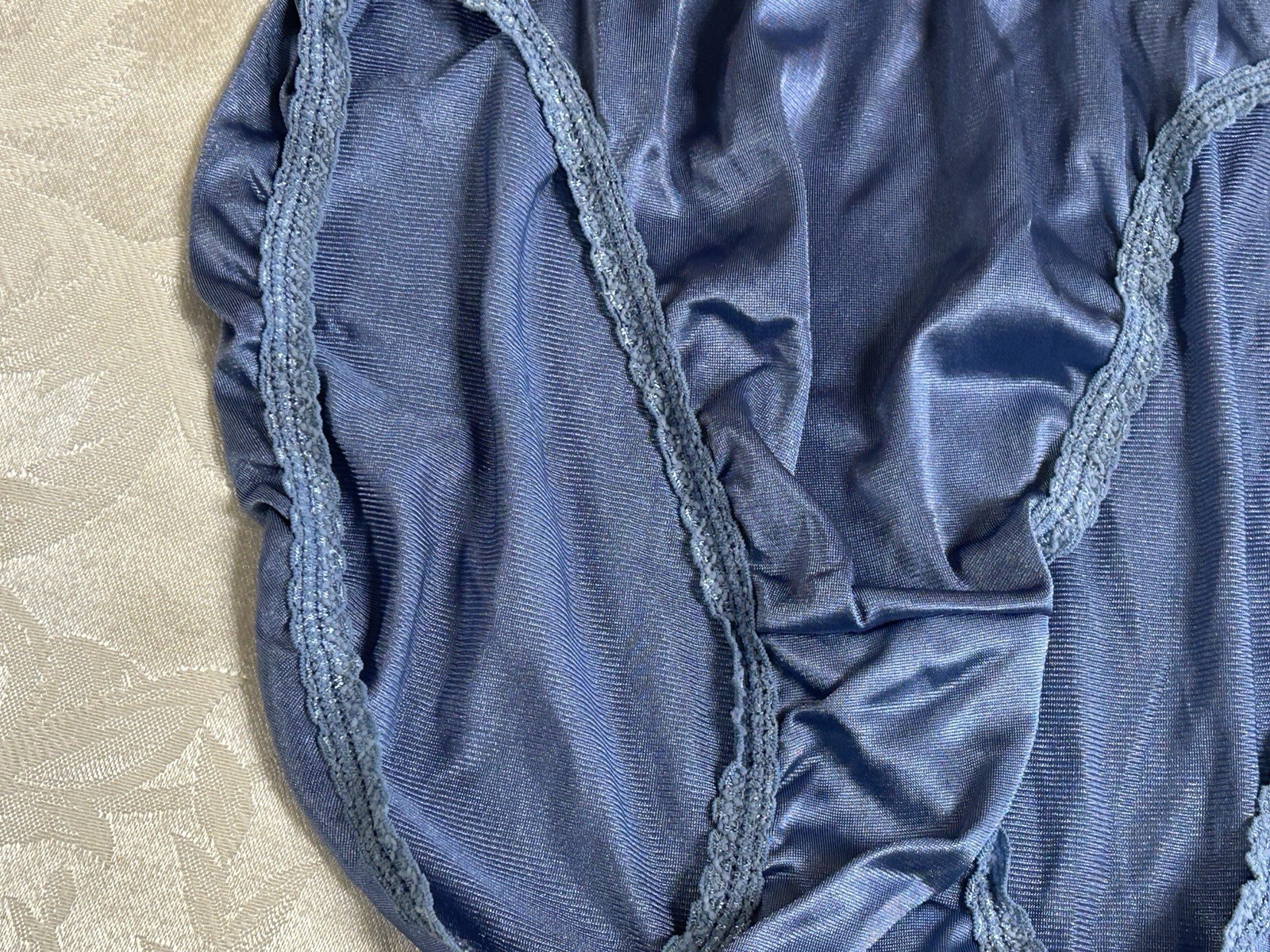 Vtg HANES Silky Satin Hi-Waist French Hi-Cut Wide Lace Band Size 6 Blue Panties