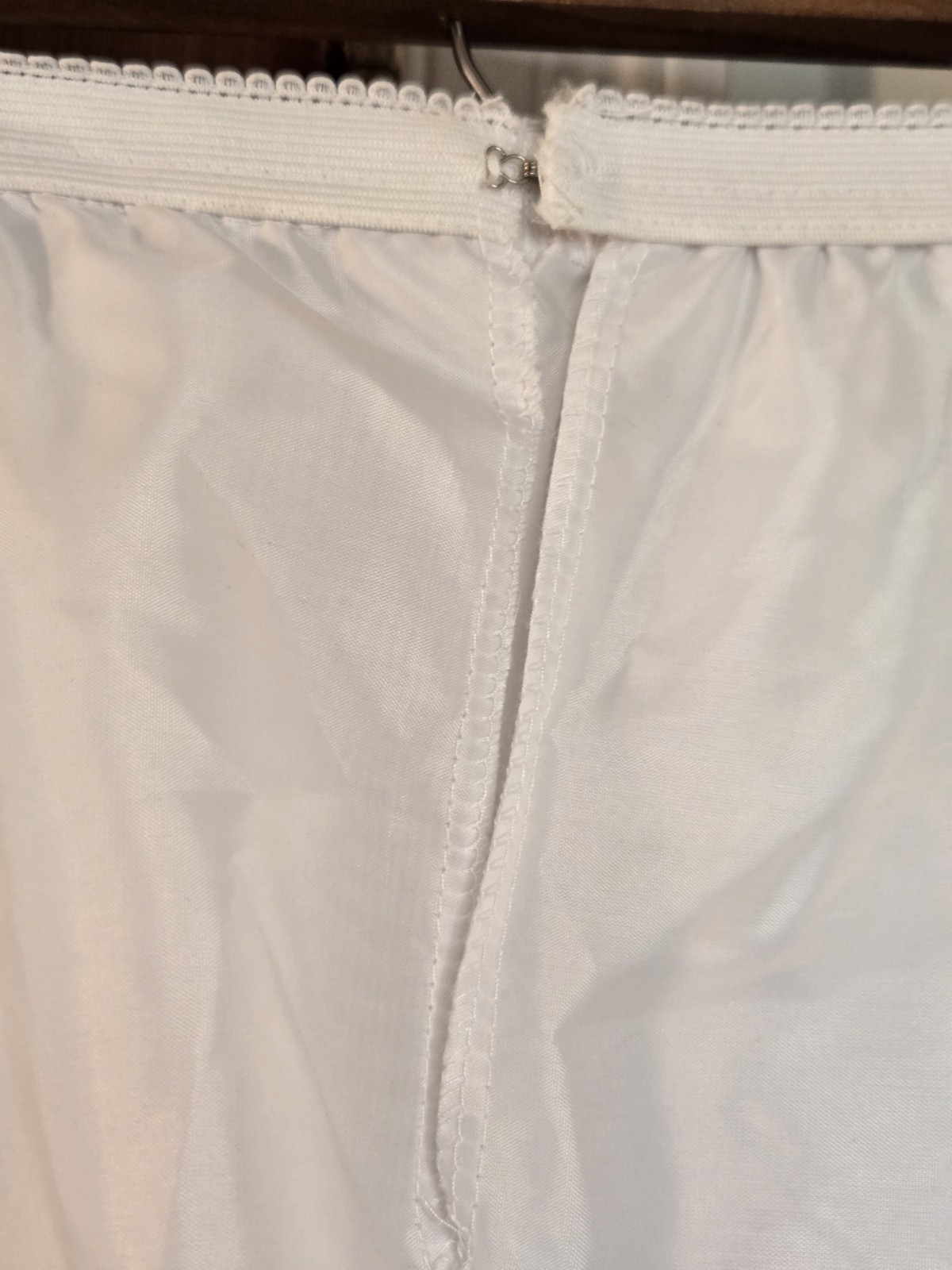 Darling Vintage Crinoline Skirt Slip White Sz M Md In USA