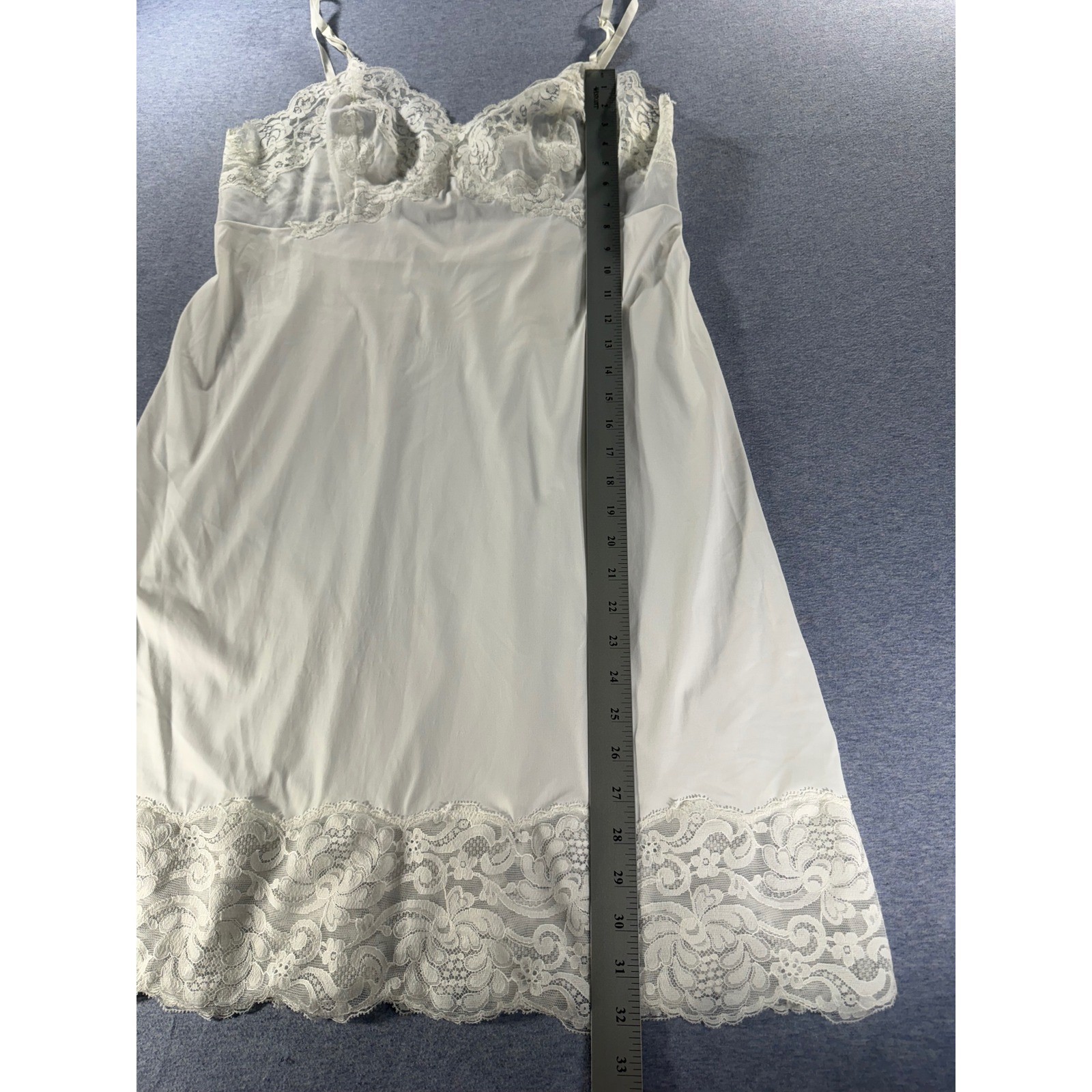 Vtg 1960s Vanity Fair Ivory Nylon Tricot Lace Trim Full Slip Size 38 USA Made