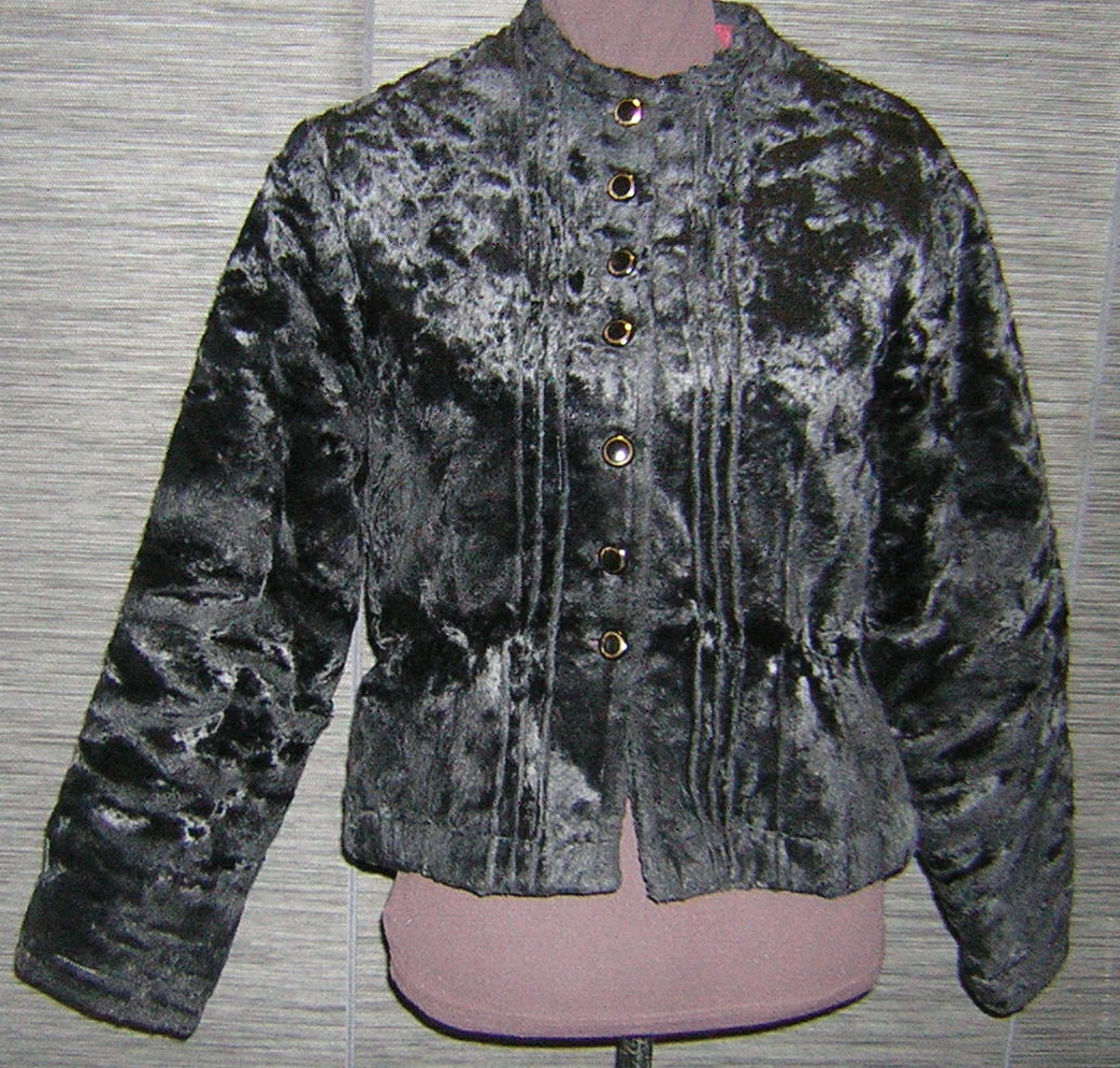 VINTAGE ANTIQUE CZECH WOMENS WINTER PEASANT FOLK COSTUME FUR JACKET MORAVIAN