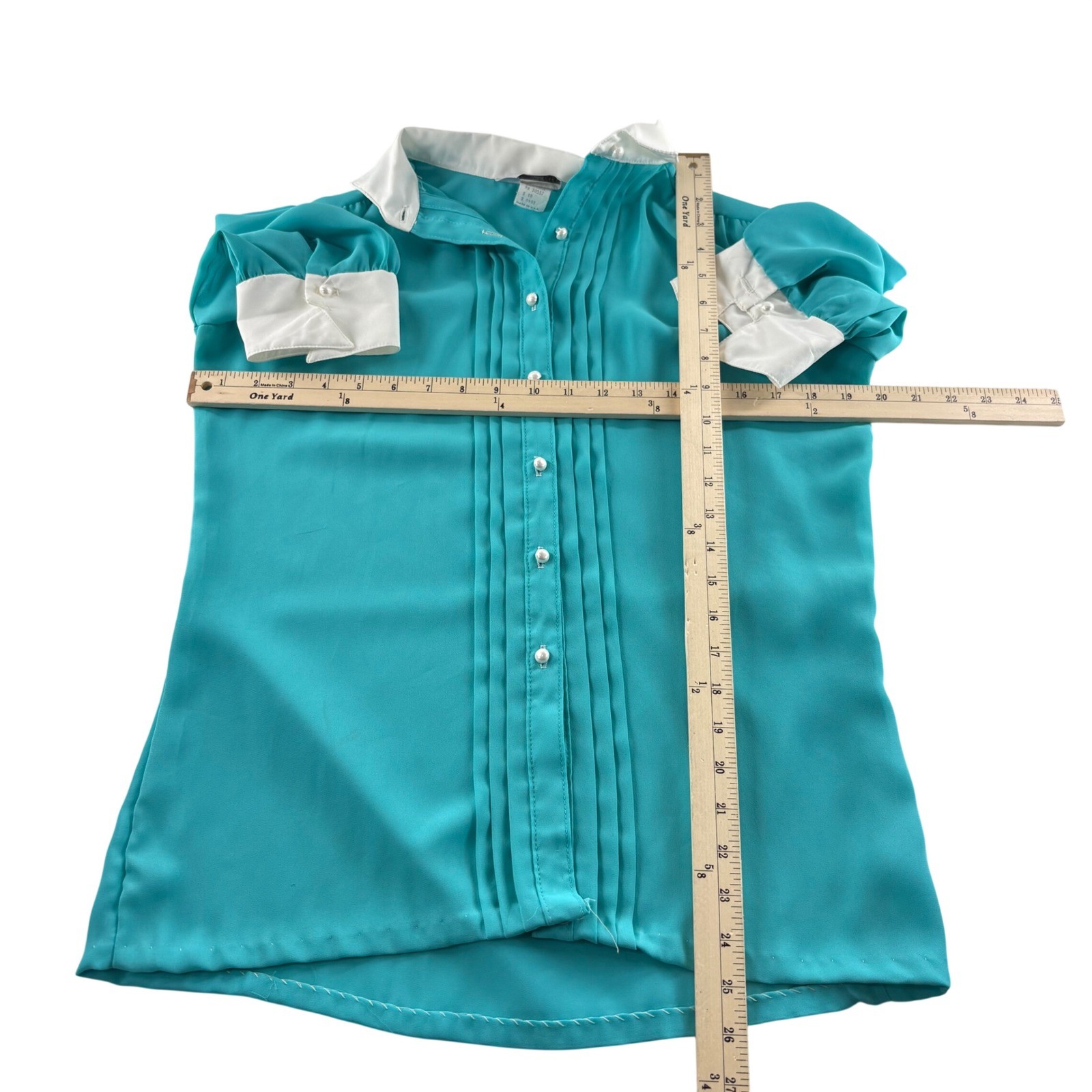 Vintage Sweetbriar Teal Blue Tuxedo Blouse White Contrast Collar Pearl Button 10