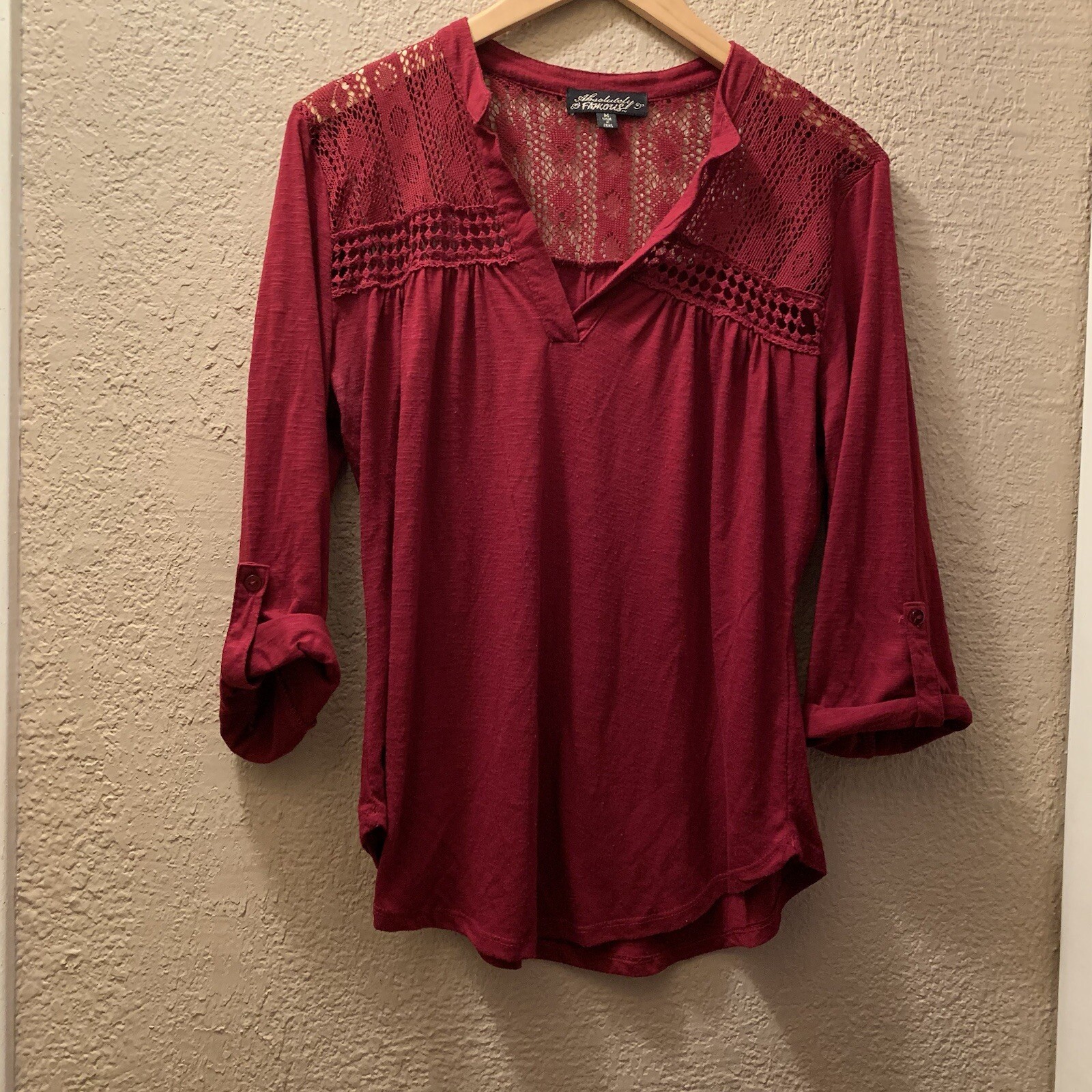 Absolutely Famous Burgandy Blouse Button Adjustable Sleeves Lace Detail Size M