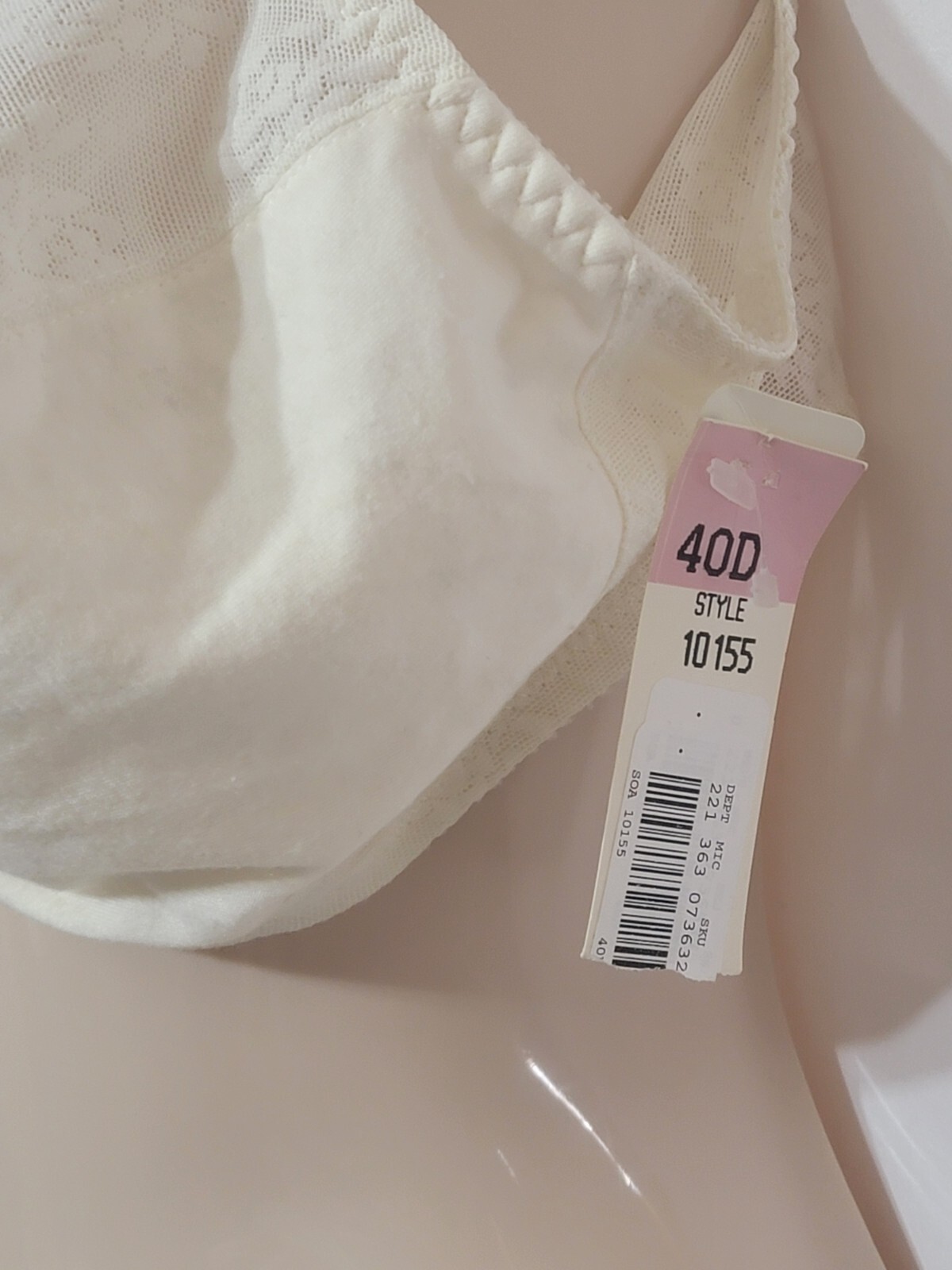 NWTS VINTAGE CABERNET SHEER FLORAL LACE NYLON STRETCH BRA #10155 SZ40D WHITE USA