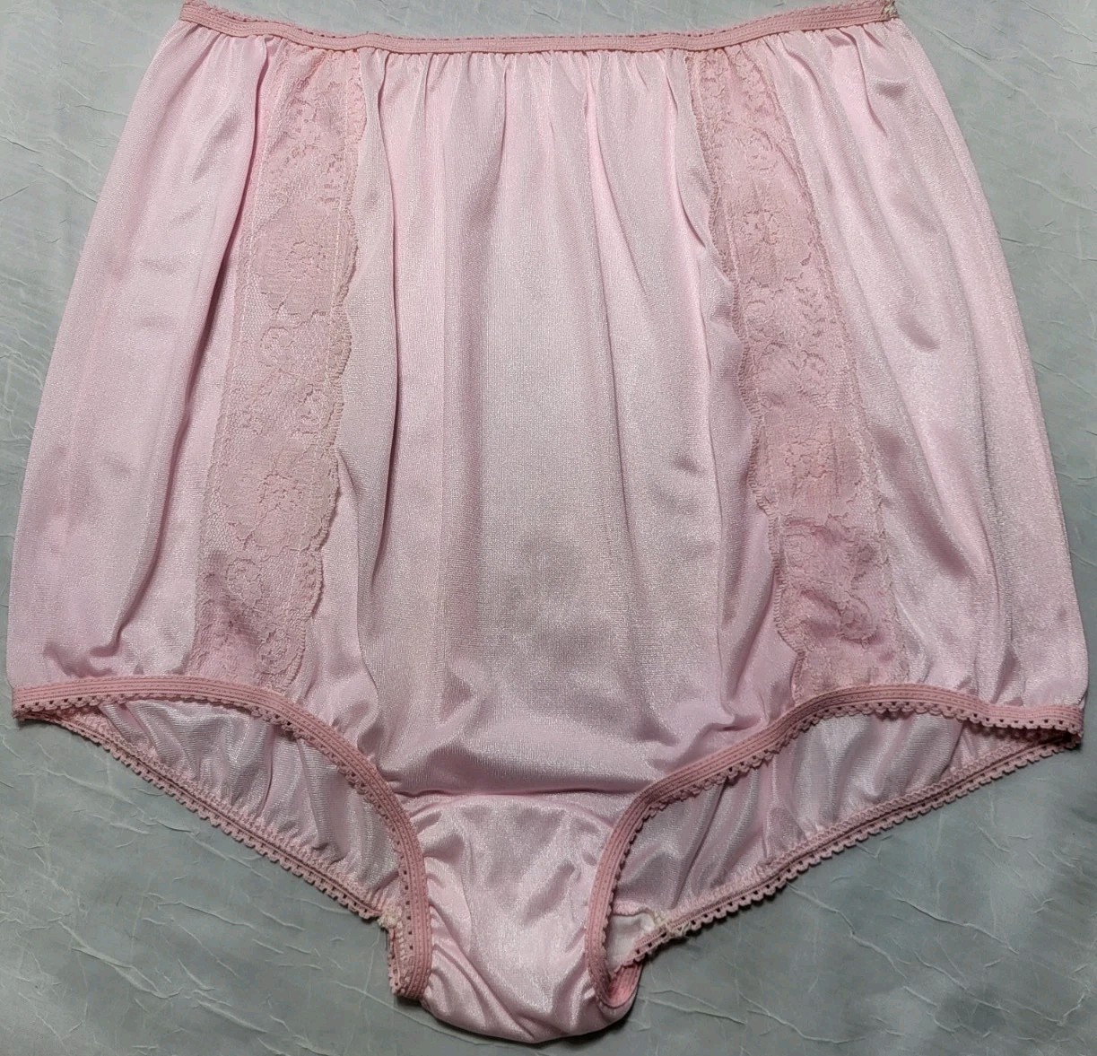 Vtg Lot Of 4 Pretty Baby Pink Collection Fine Fabrics Lace CutOuts Trim YES11243