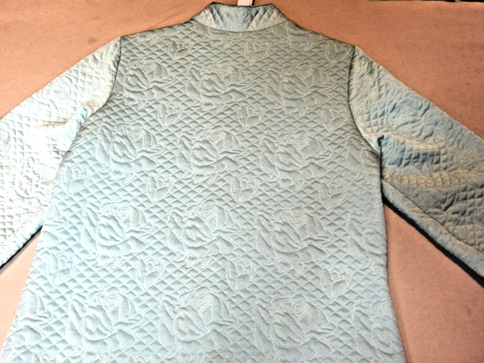 Sears, Roebuck & Co At Home quilted rose blue robe house coat size M medium vin