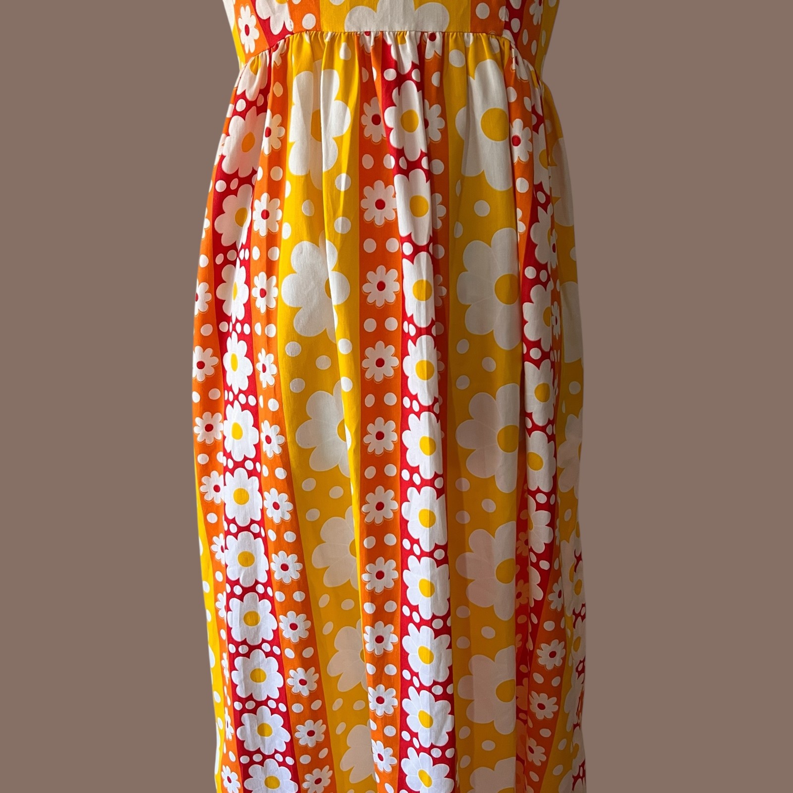 Vintage Concept 70s Swirl Floral Maxi Dress