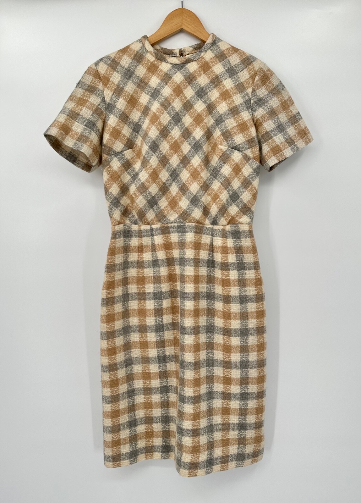 Vintage 60’s / 70’s Parade NY Women’s Bouclé Sheath Dress Bias Plaid Size S/M