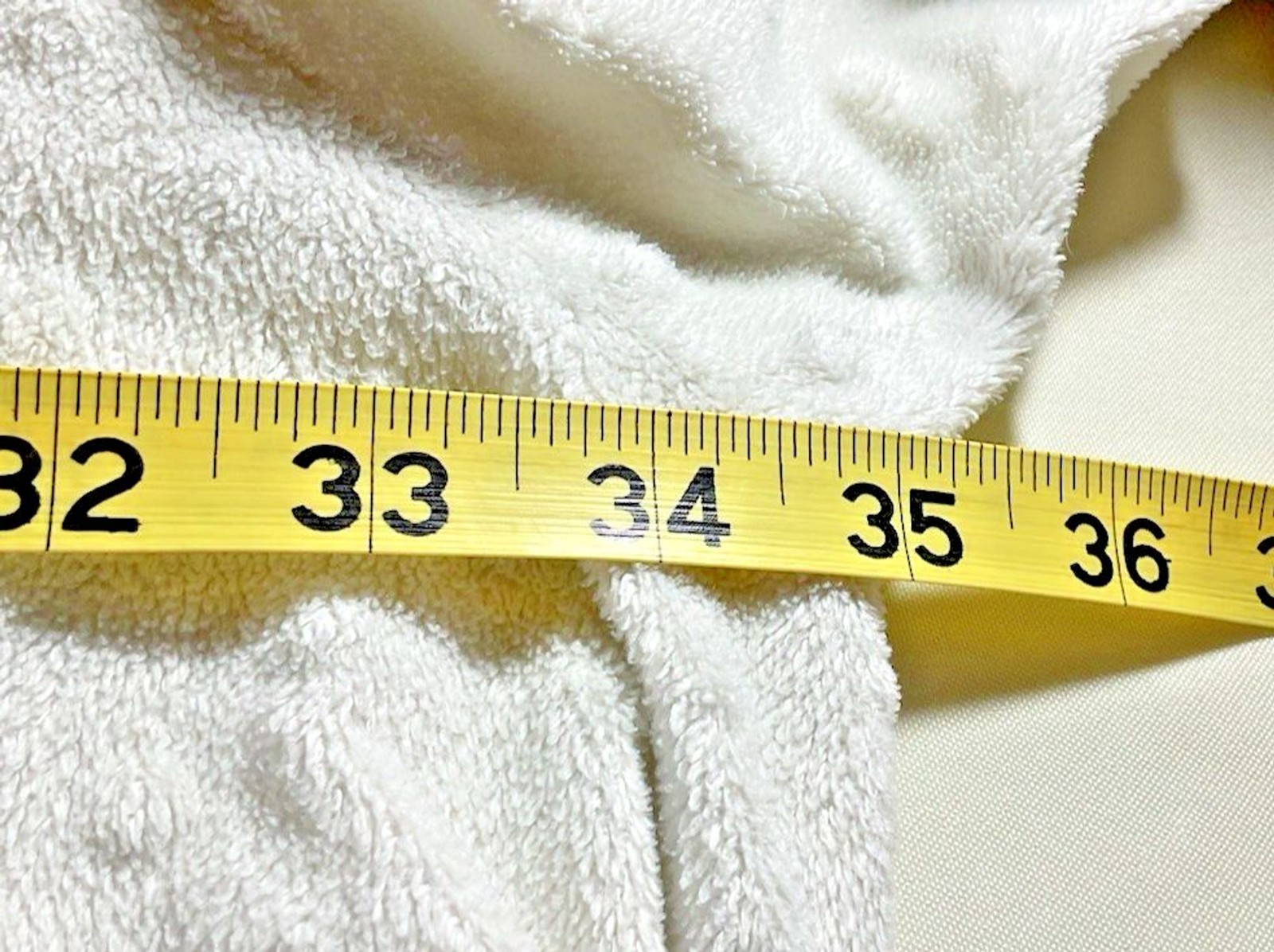 Vintage Sorenda Quilted Ivory Robe Midi Size 4X Soft Pockets Warm Cozy EUC