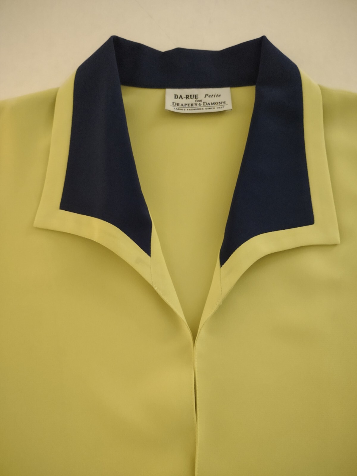 Vintage Da-Ru For Drapers & Damons Open Shirt Jacket Blouse Green Navy Accents