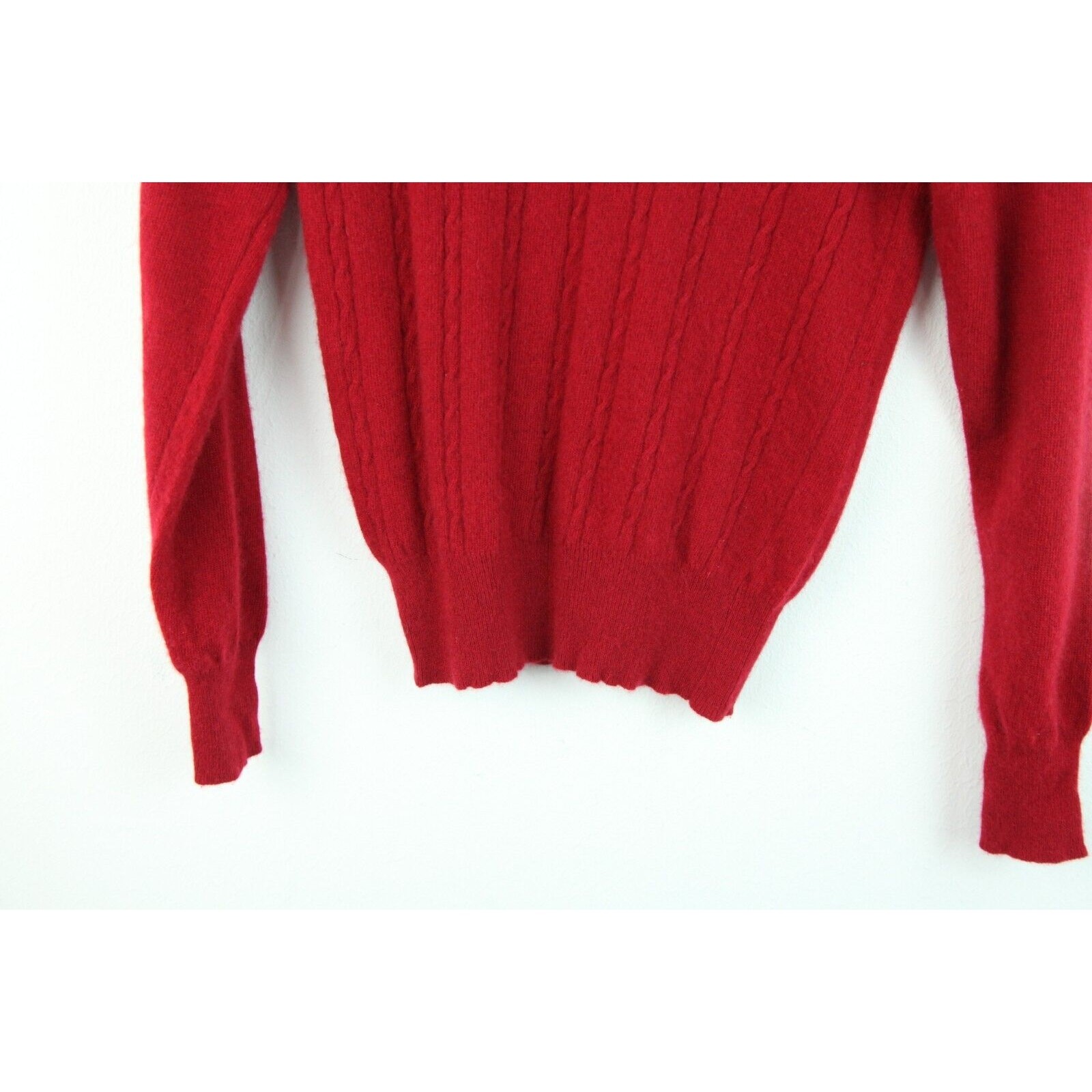 Vintage Small Red Cashmere Sweater Cable Knit Preppy Valentine Crewneck Classic