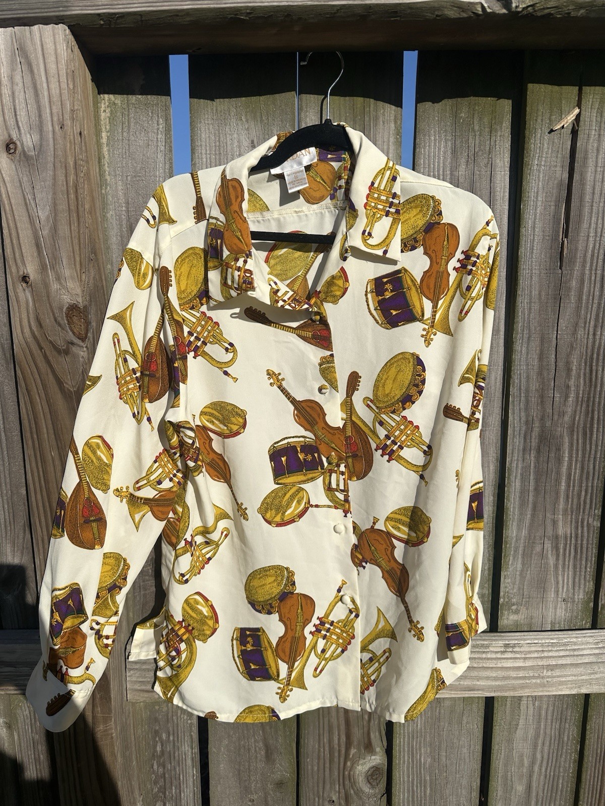 Vintage Jordan brand women’s long sleeve fancy polyester blouse size medium