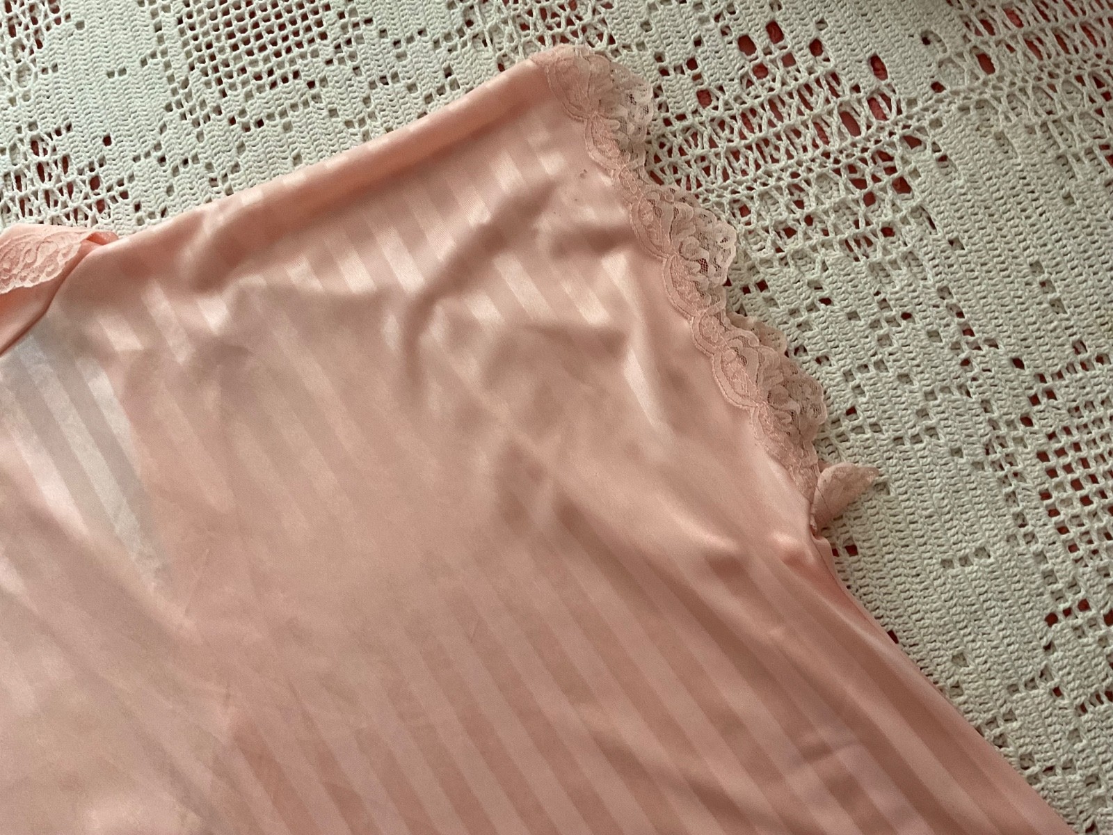VINTAGE JILL ANDREA OF NY NYLON SZ M 2 PC SHORTIE PJ’S PEACH W/MATCHING LACE TRM