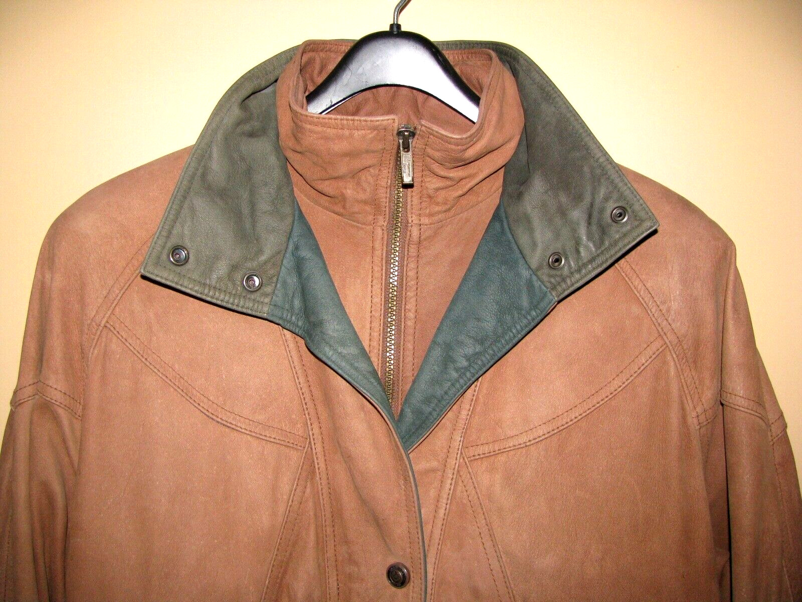 Women’s Vtg Wilsons Adventure Bound Brown Leather Jacket-ZipOut Lining 1980s M