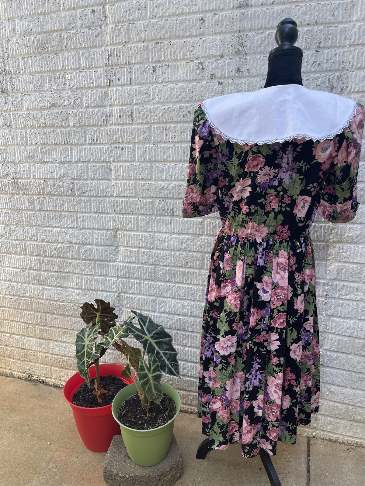 Vintage Floral Cottage Dress Size 10 Tina Barrie 100% Cotton USA Made