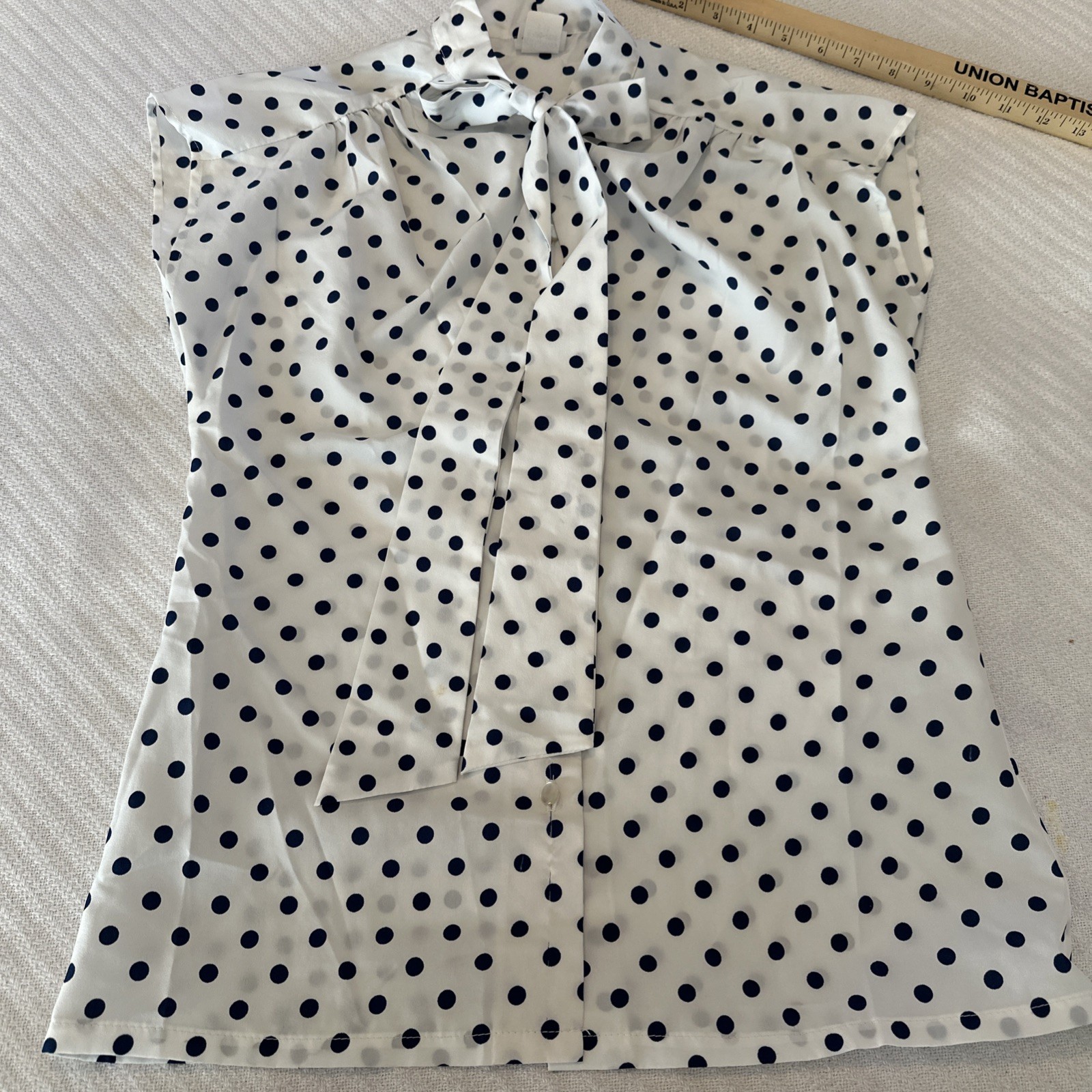 Vtg J C PENNEY FASHIONS White Blouse W/Black Polka Dots Bow 70’s Secretary Look