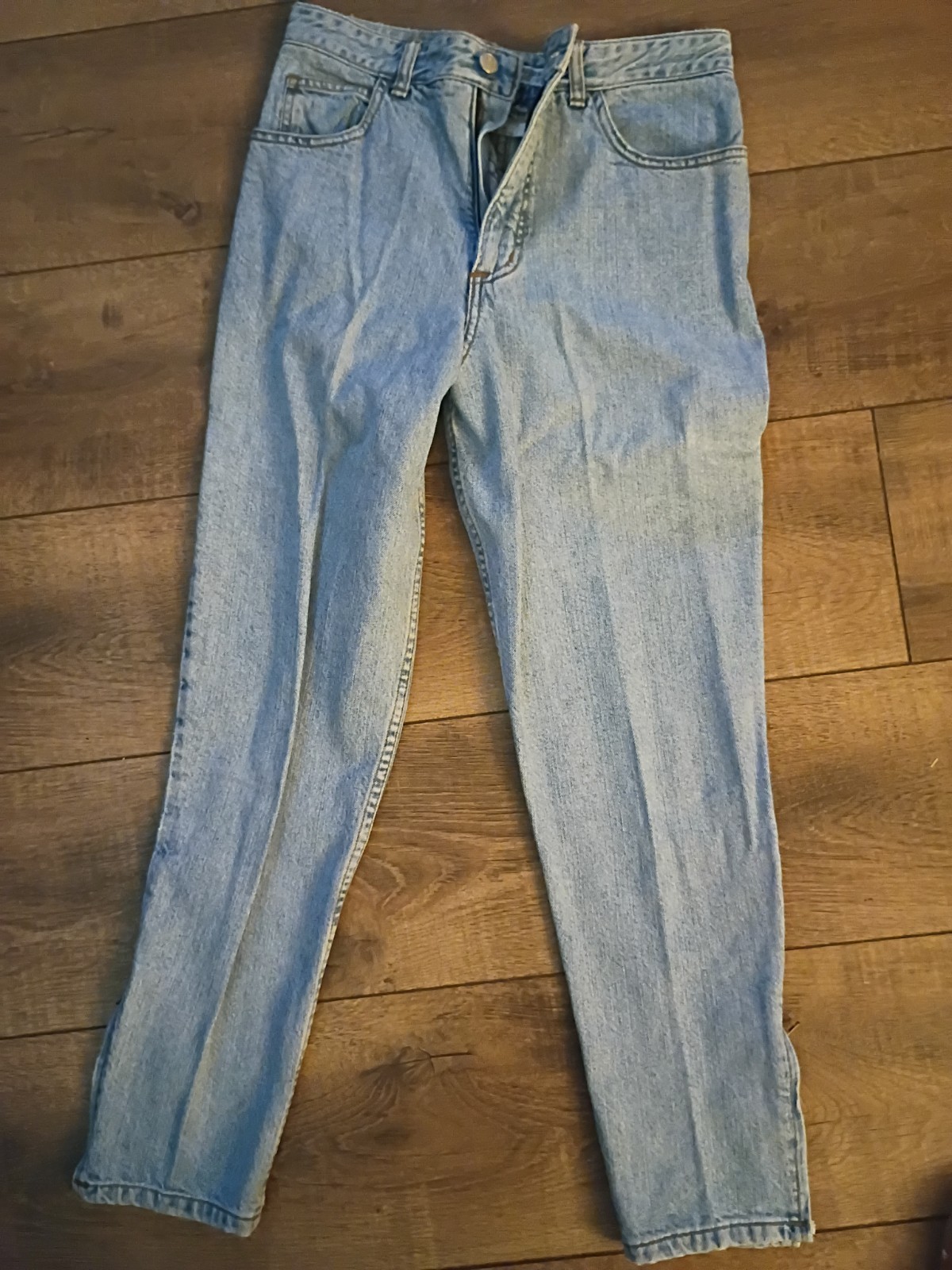 Late ’80s-Early ’90s Vintage Women’s Guess Jeans, Size (10)