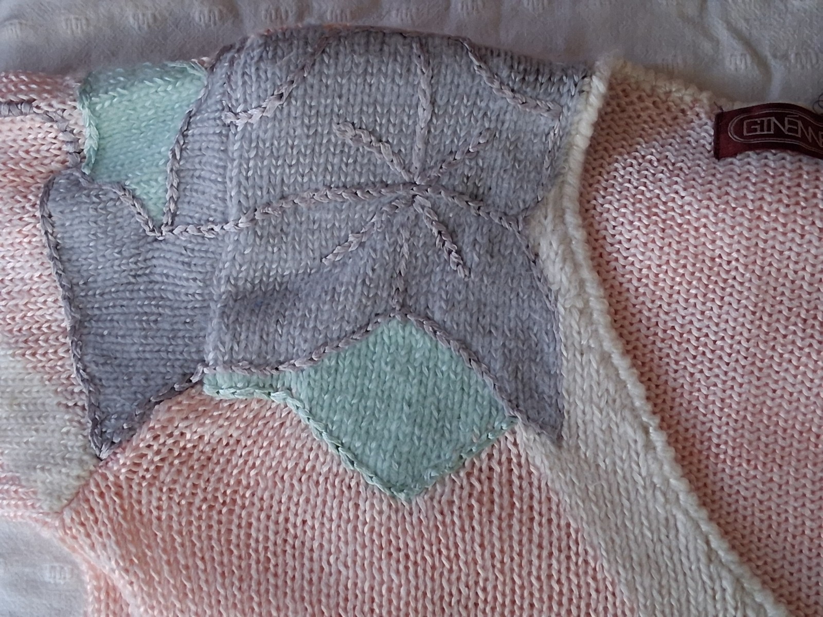 Vintage 80s Ginenne Pink Gray Super Soft Angora Orlon Knit Sweater L/42