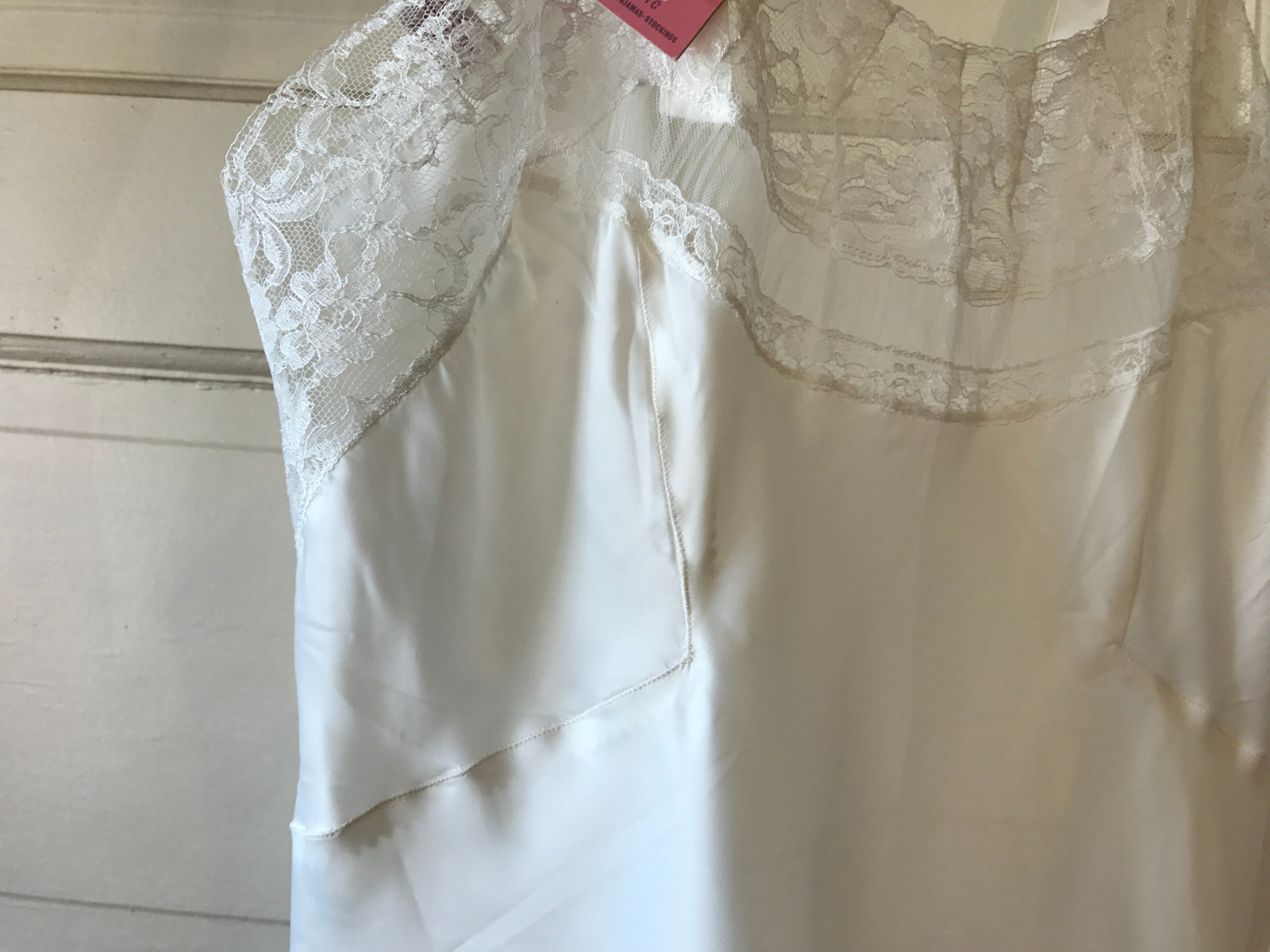 NOS NWT True Vintage Seamprufe Full Slip White Paper Tag 34