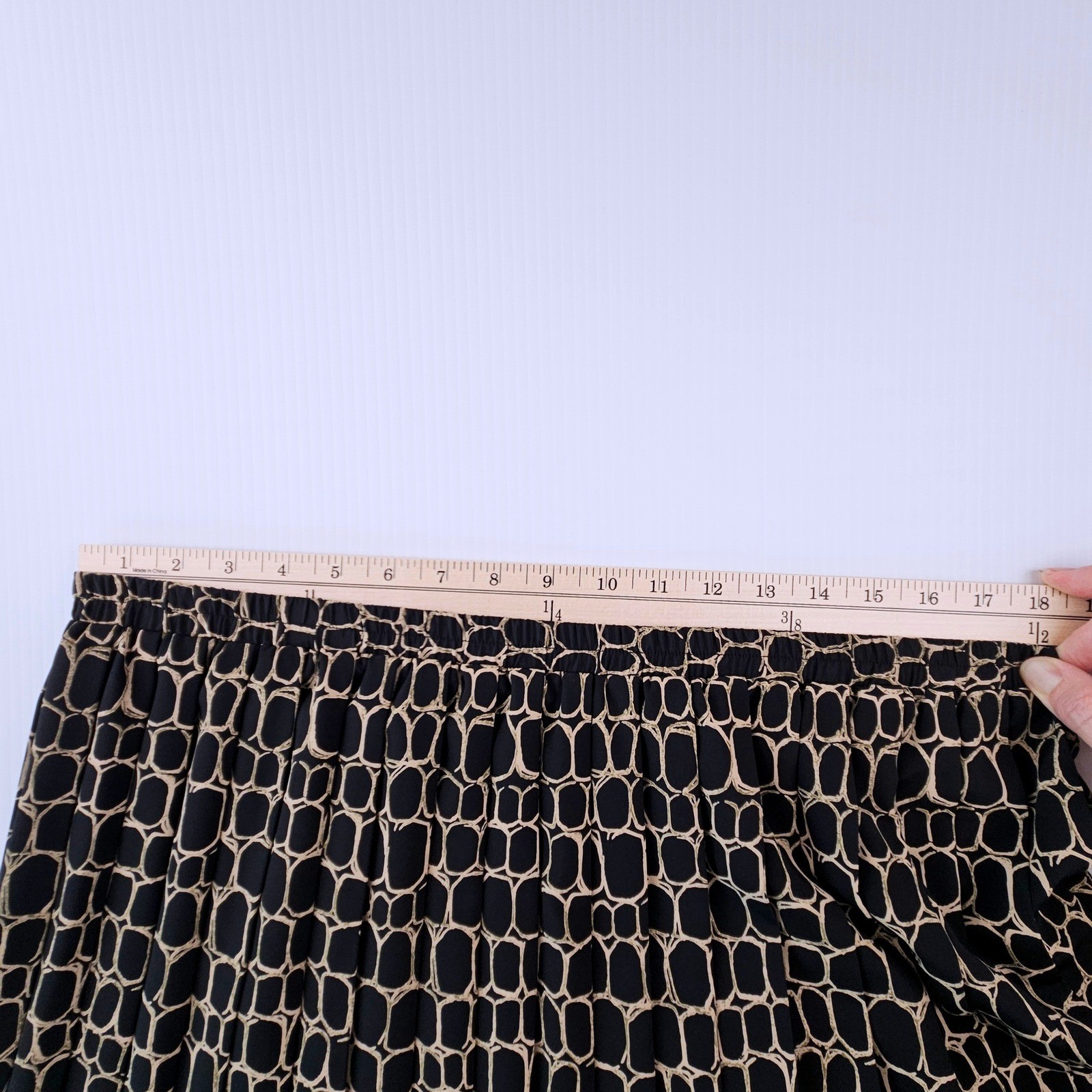 Leslie Fay Vintage 3 Piece Set Black Geometric Skirt Suit Scarf 18WP Secretary