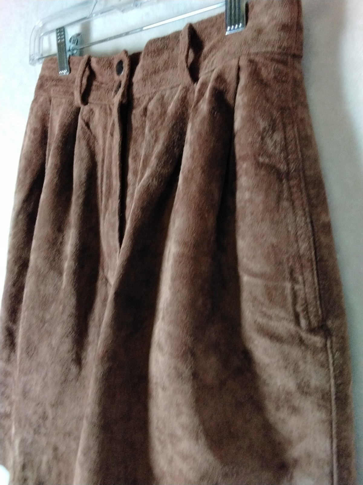 David Hollis Vintage Y2K Brown Suede Leather High Waisted Pleated Shorts SZ 6