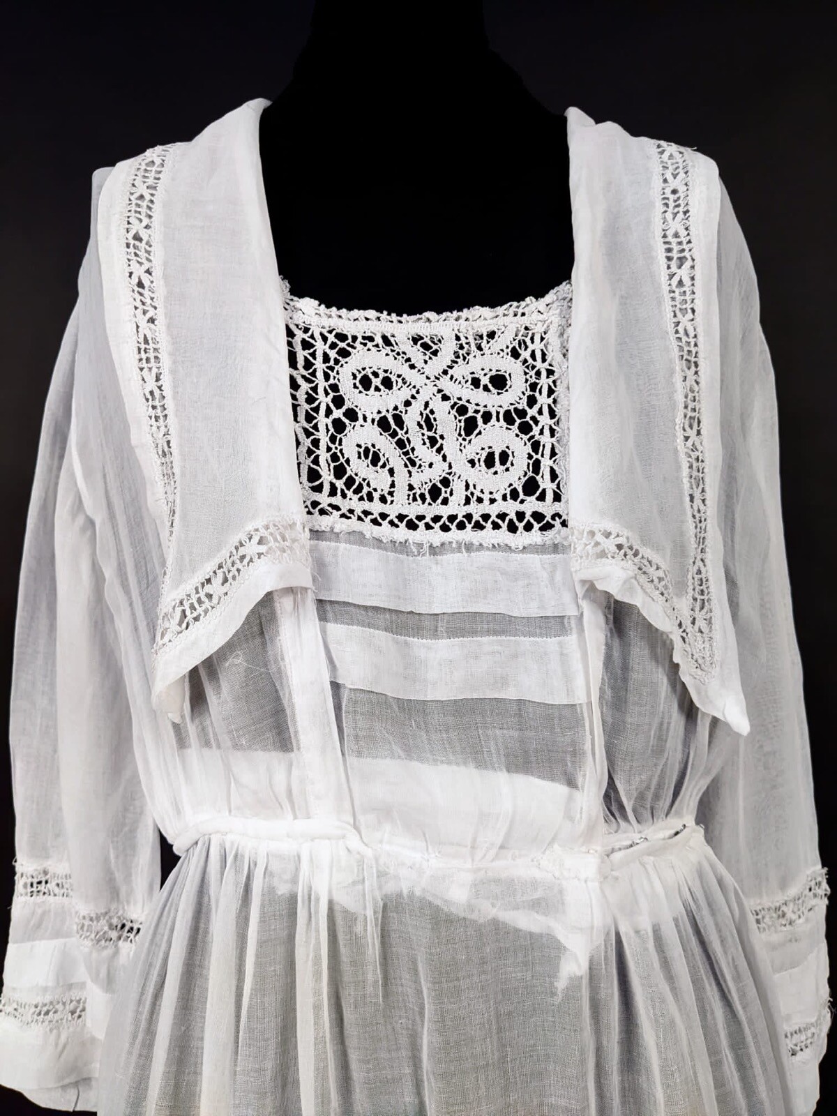 EDWARDIAN TEENS WHITE MUSLIN DRESS W LACE INSERT TOP & SKIRT