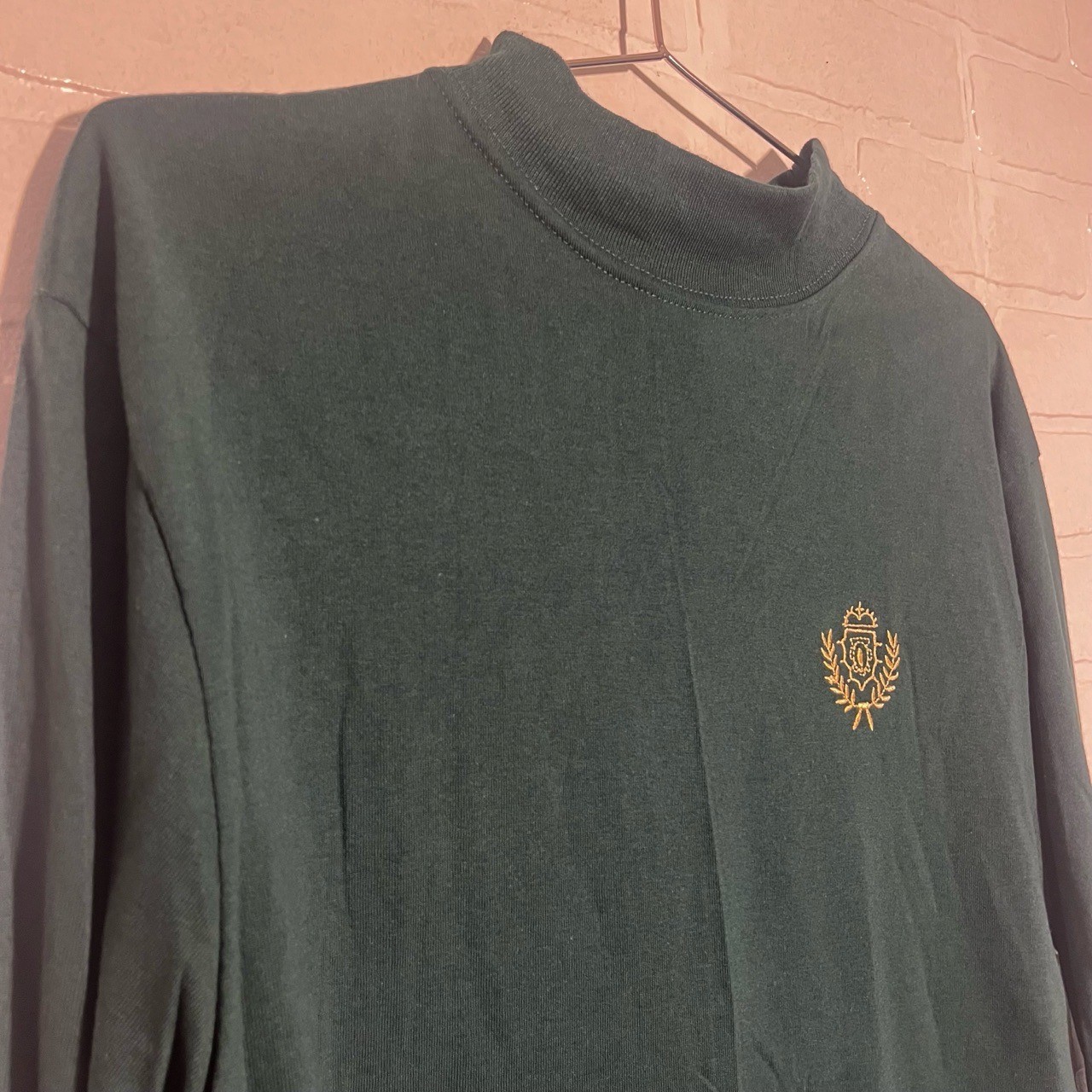 AVON STYLE Vintage Womens Sweater Medium Dark Green Vintage Mock Neck Crest Top