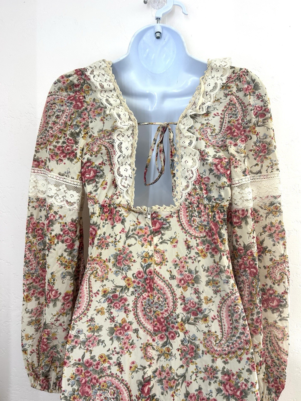 Vintage 70s Handmade Floral Paisley Lace Boho Peasant Maxi Dress Size S
