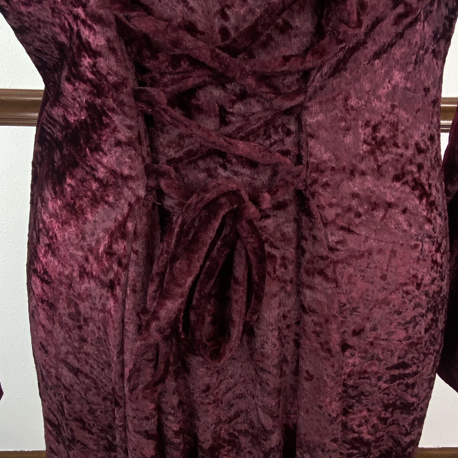 VTG Brett Alixander Womans Crushed Velvet Dress Size 12 Maroon Tie Back
