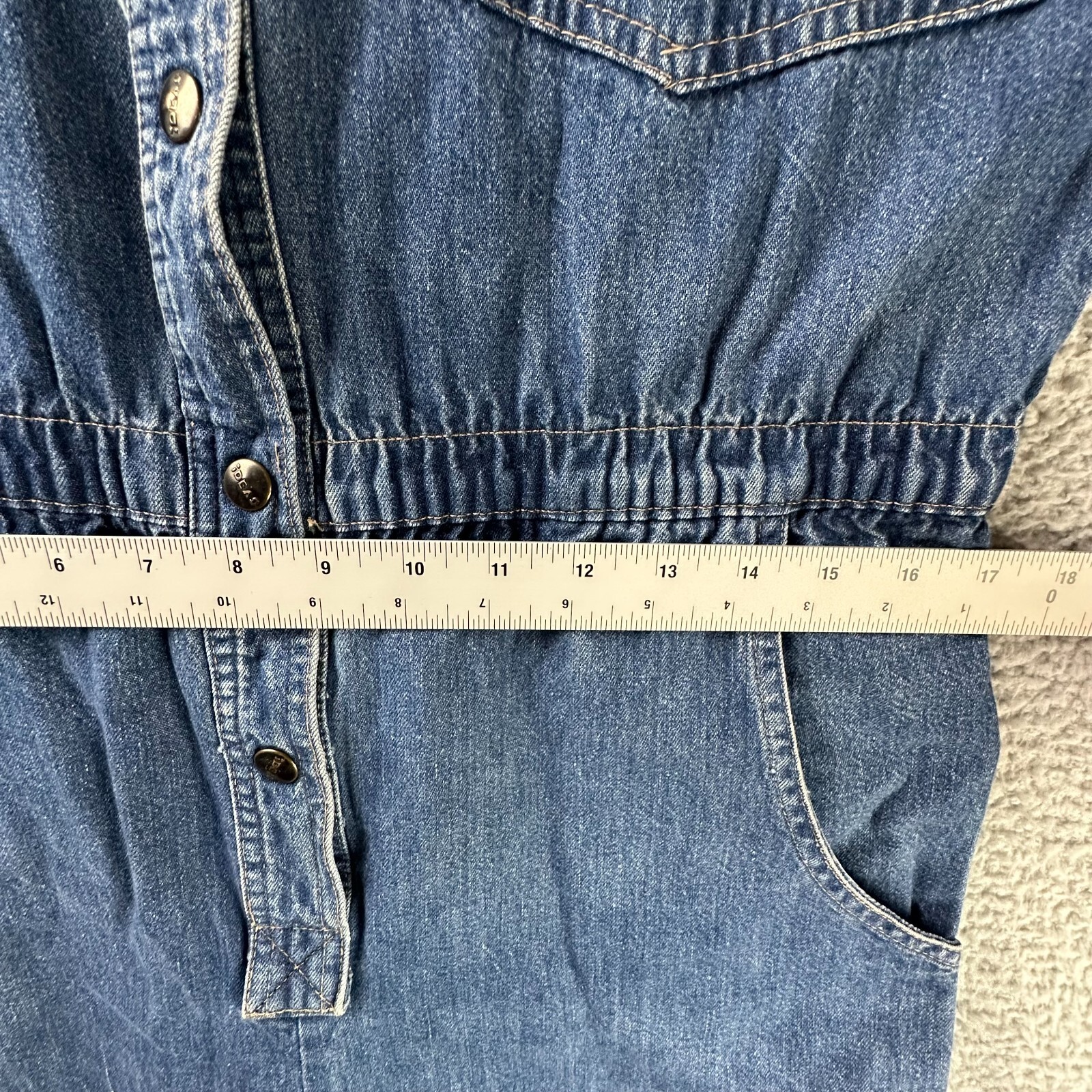 Vtg Jumpsuit Womens Medium 80s IDEAS Romper Coveralls Denim Snap Jumper