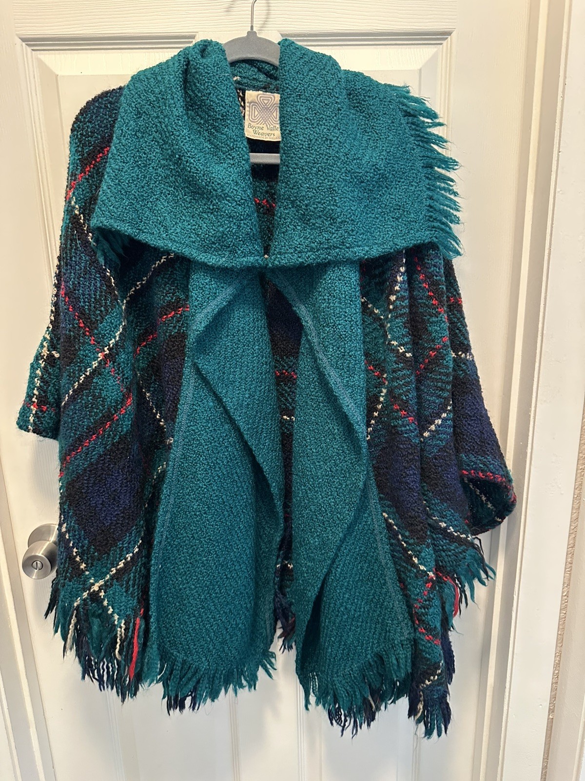 VTG Bayne Valley Weavers XL Womens Cape/Poncho with Hat Ireland