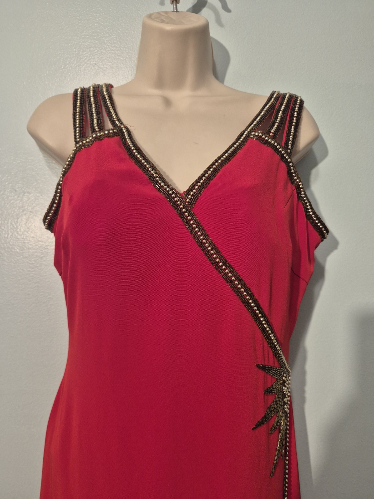 VTG Oscar Collection Red Beaded Maxi Dress Sleeveless Evening Gown Star Applique