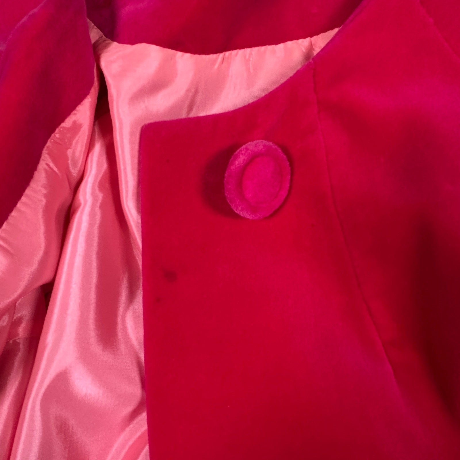 Vintage 60s retro Sport Ease Fashions Hot Pink Velvet Bow Neck swing coat 50s