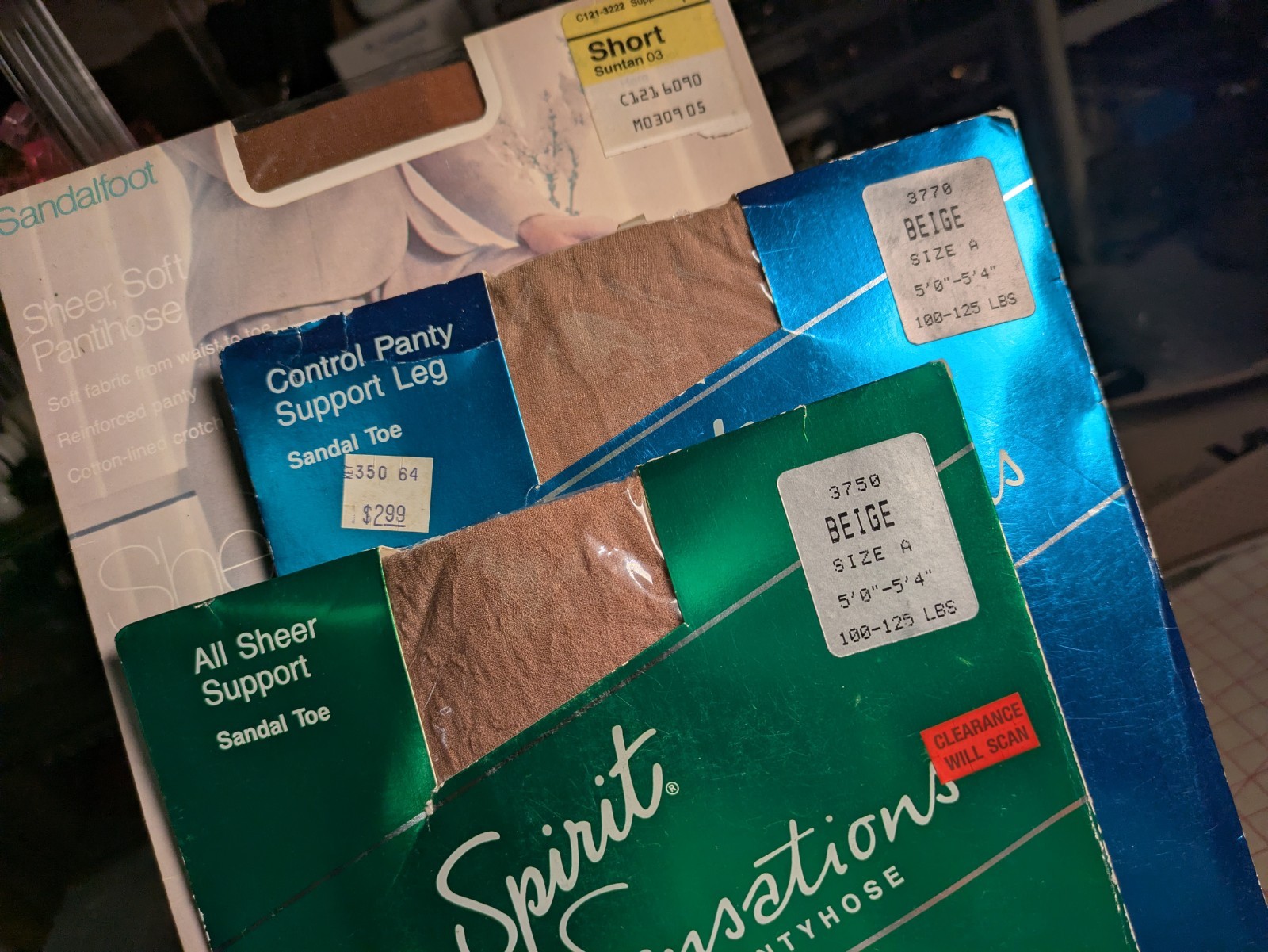 Vtg x3 Pantyhose JCPenney Spirit Lycra Control Sandalfoot Beige Sz A Short Sheer
