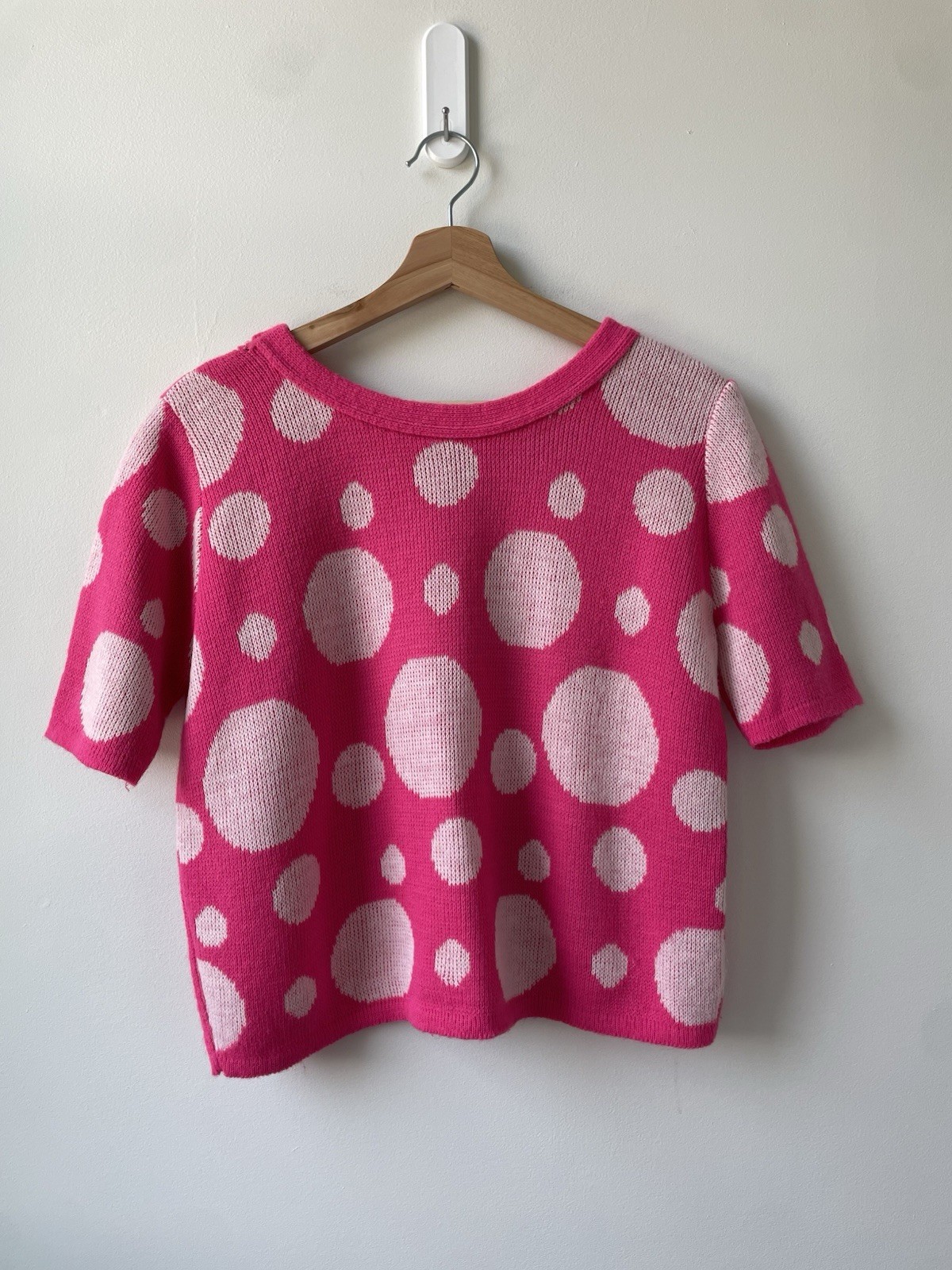 Vintage M L Sweater Top 60s Pop Art Cropped Hot Pink Polka Dot Bubbles VGUC