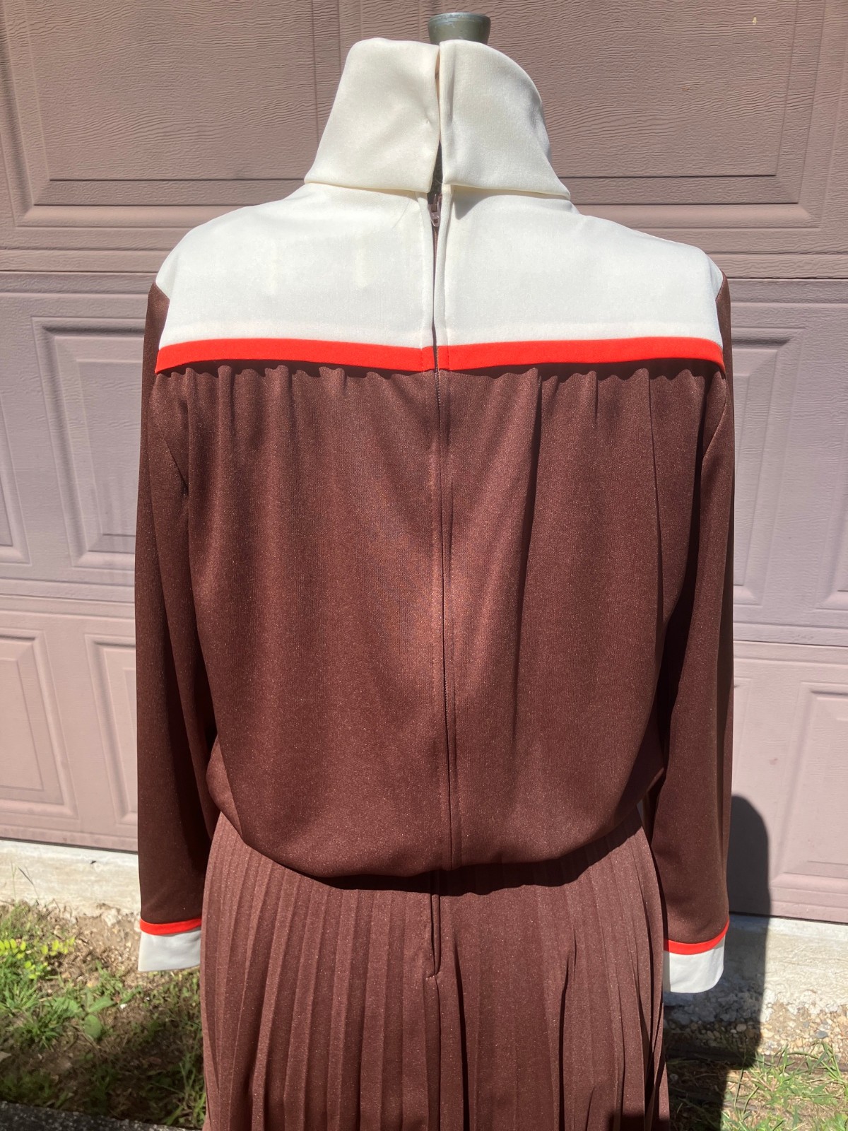 Sunshine Alley dress polyester VTG sz 12 pleated brown ILGWU machine wash dry