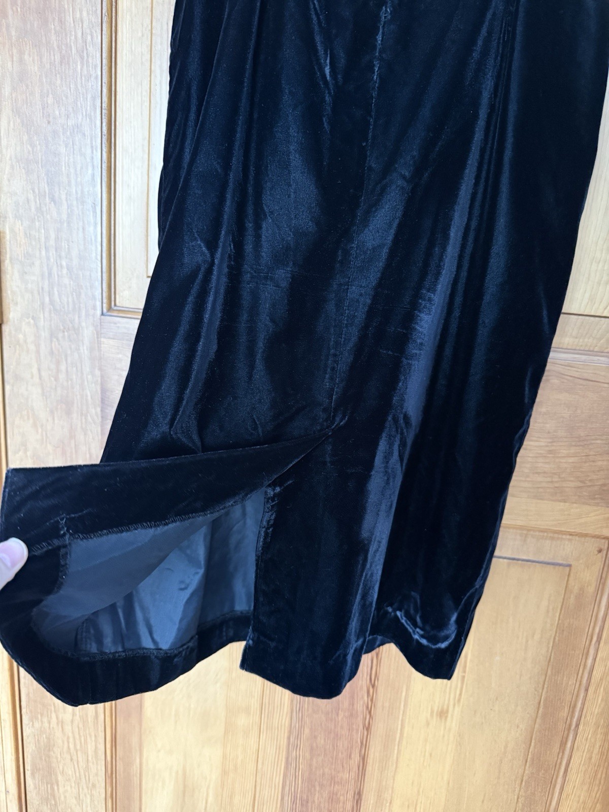 Vintage 90s 2000s Y2K black velvet curvy midi dress USA dark fairy whimsigoth