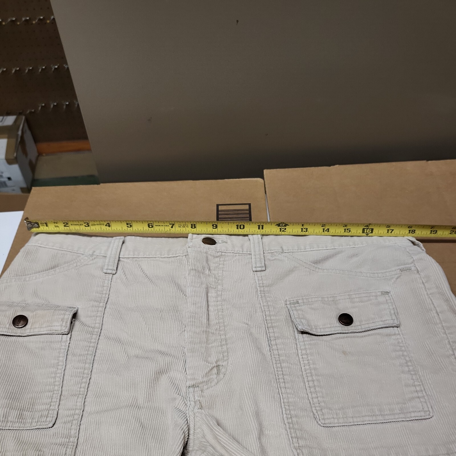 Vintage Maverick Corduroy Womens Shorts 18″ Waist Or 36″ Some Staining See Pics
