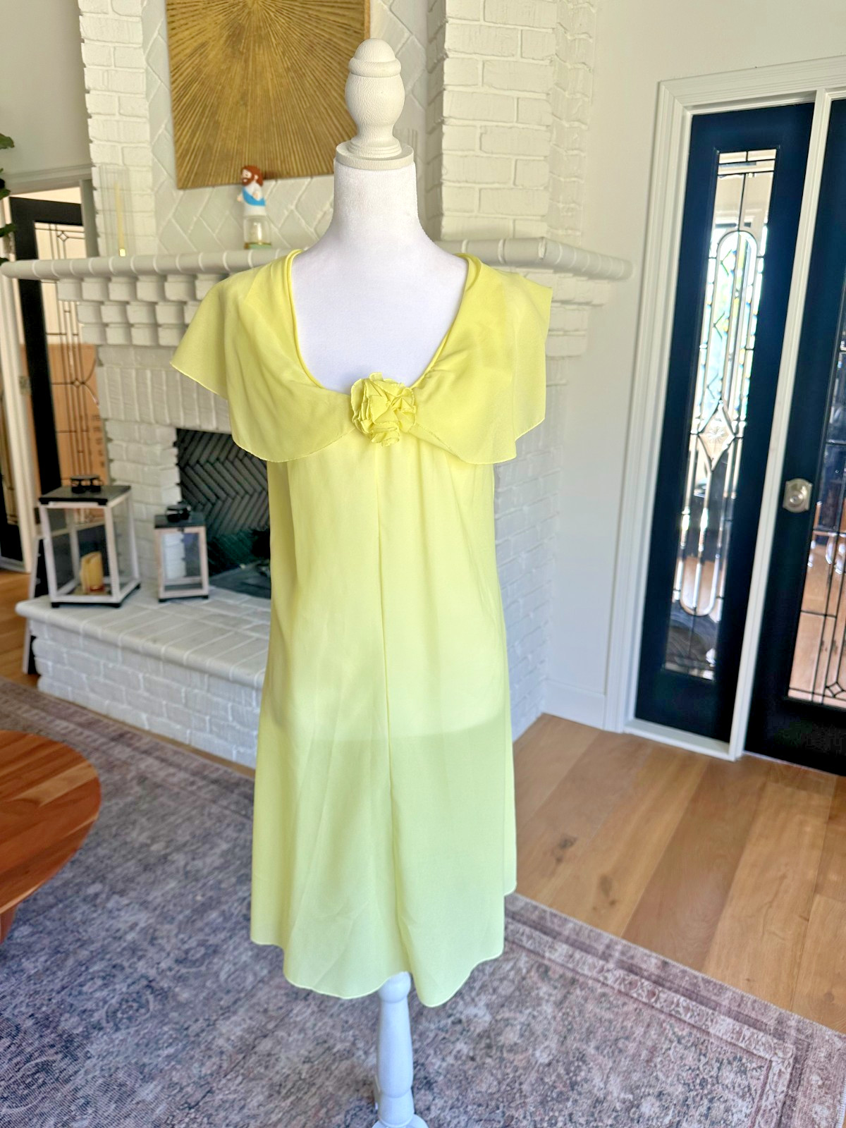Vintage 70s Lala’s Saks Fifth Avenue Chiffon Nightgown Peignoir Gown Yellow